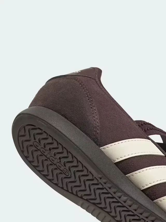 Čokoladna poslastica na nogah: adidas Barreda Mary Jane osvaja baletni trend