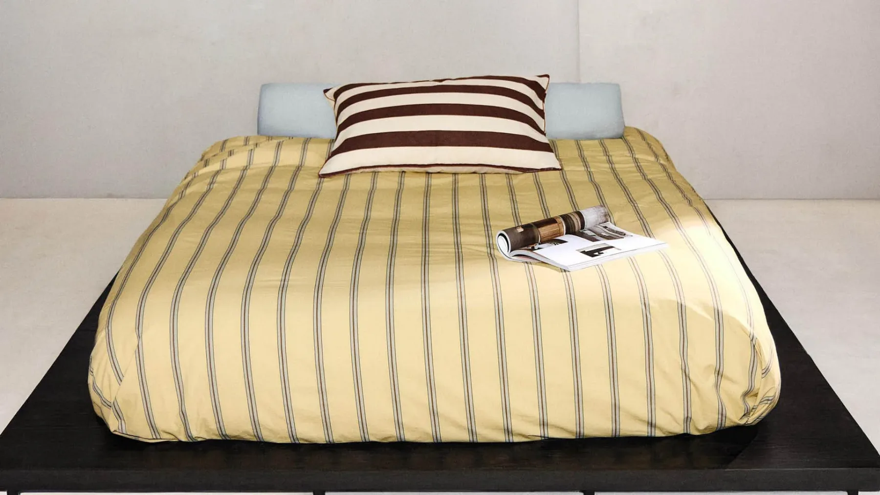 Črte so nazaj: V Zara Home smo našli 10 izdelkov, s katerim boste svoj dom spremenili v francosko riviero