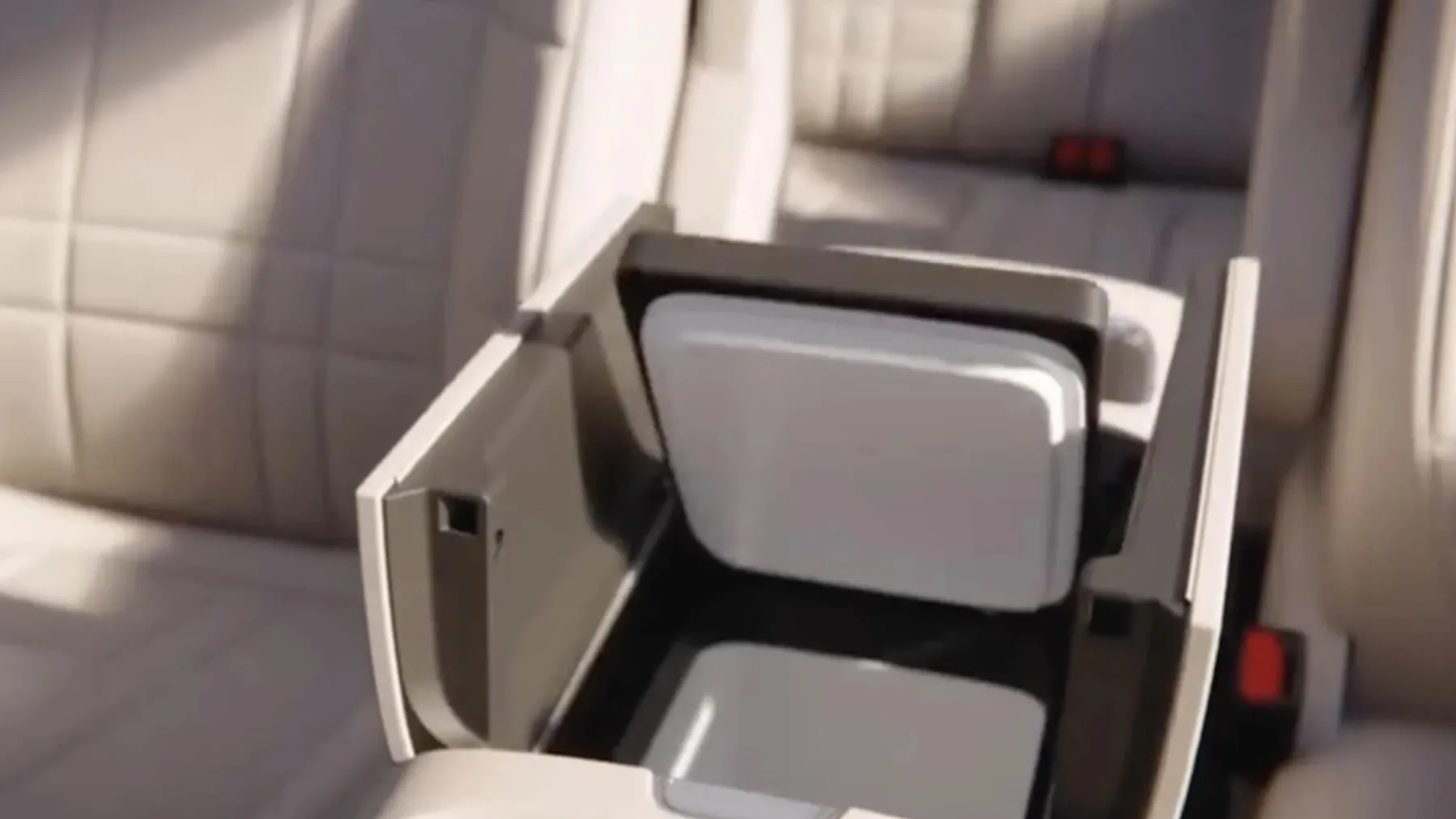 Deepal S09: kitajski SUV, ki meri več kot Land Cruiser in cilja na Volvo XC90 – za 1/2 vašega denarja