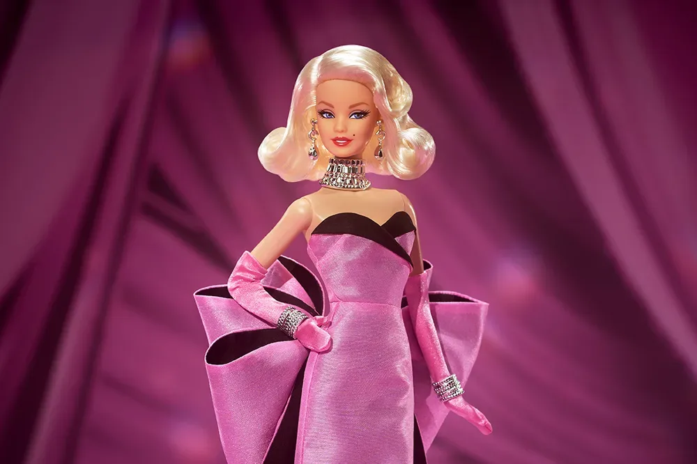 Diamanti so še vedno najboljši prijatelji: Mattel je predstavil novo Barbie kot Marilyn Monroe