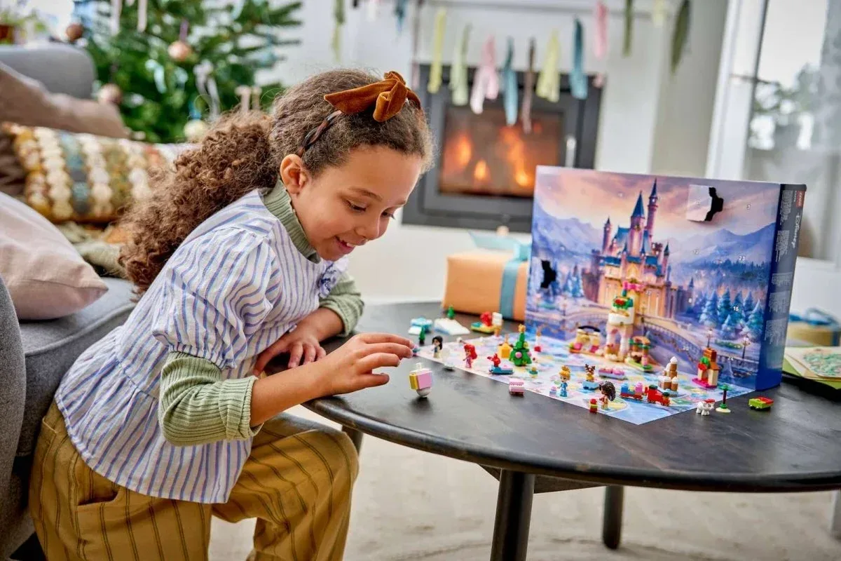 Disneyjevi adventni koledarji 2026: 10 čarobnih načinov za decembrsko odštevanje