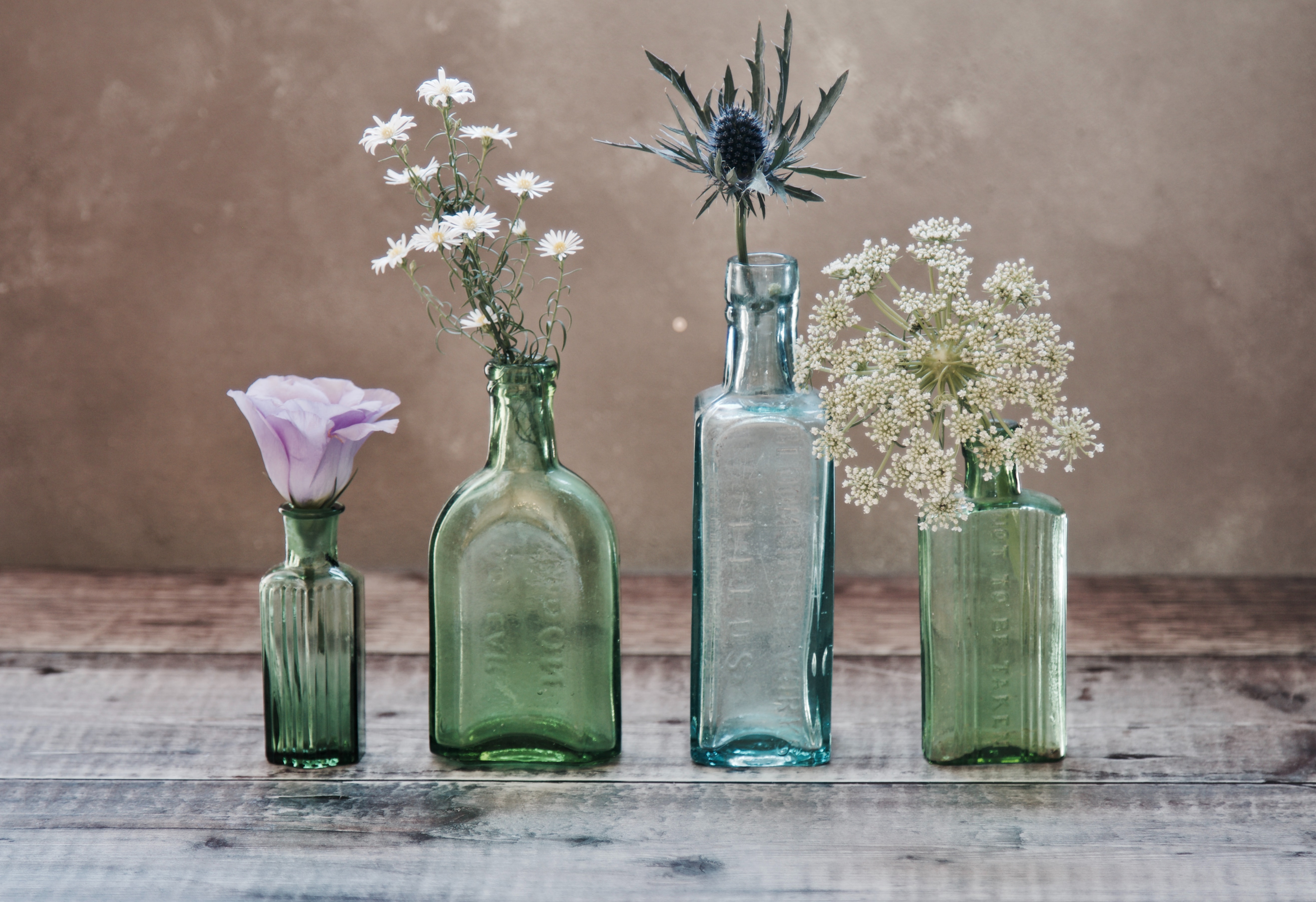 DIY: ideje, kako prazne steklenice lahko uporabite za dekoracijo doma