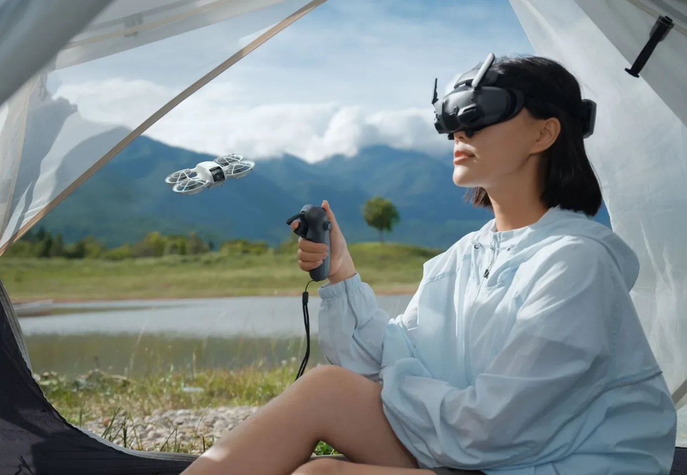 DJI Neo: Najlažji dron, ki ga lahko pošljete v zrak kar z dlanjo za “drobiž”