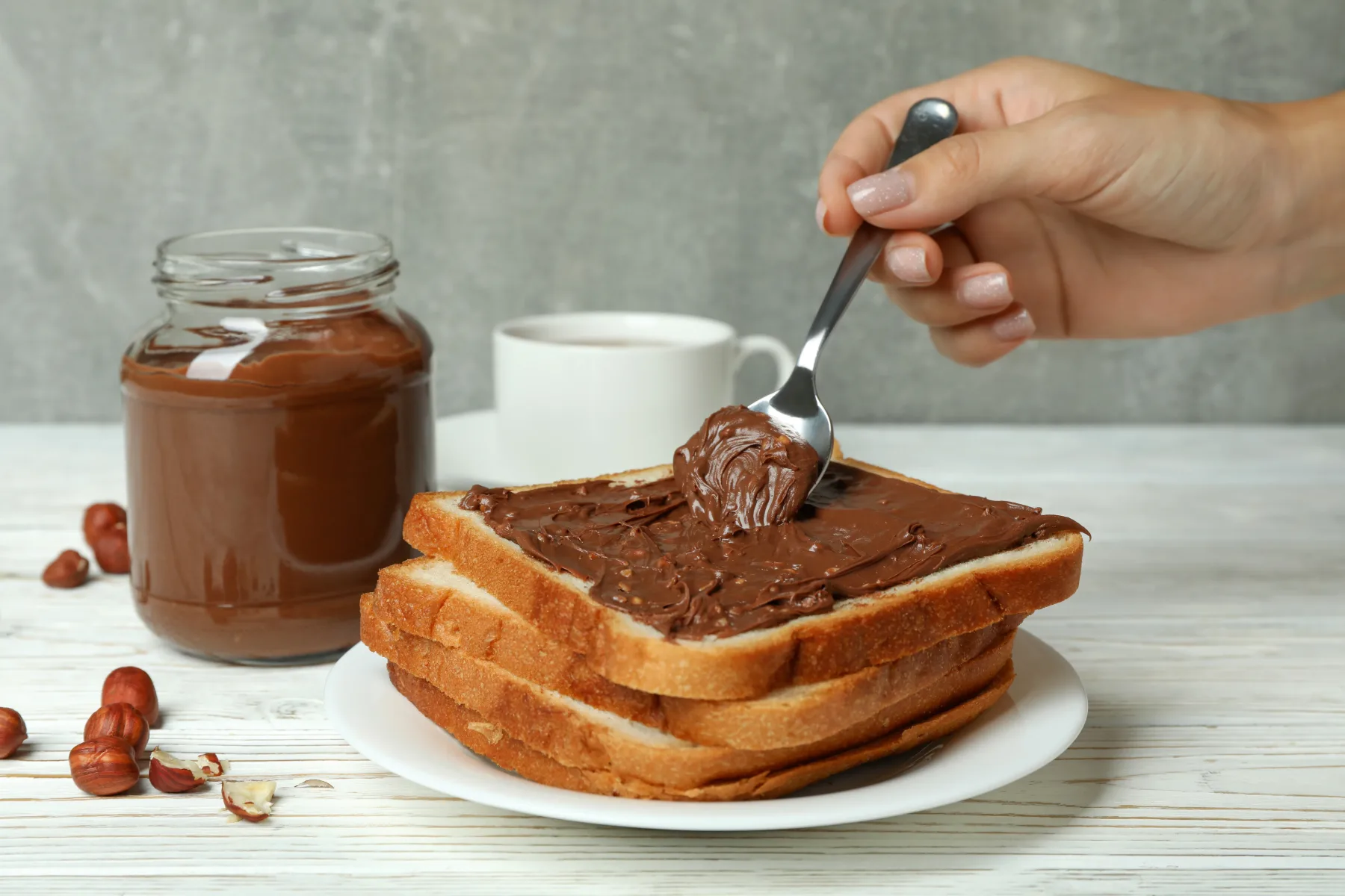 Domača Nutella: Hiter recept za čokoladni namaz, ki ga boste uživali brez slabe vesti