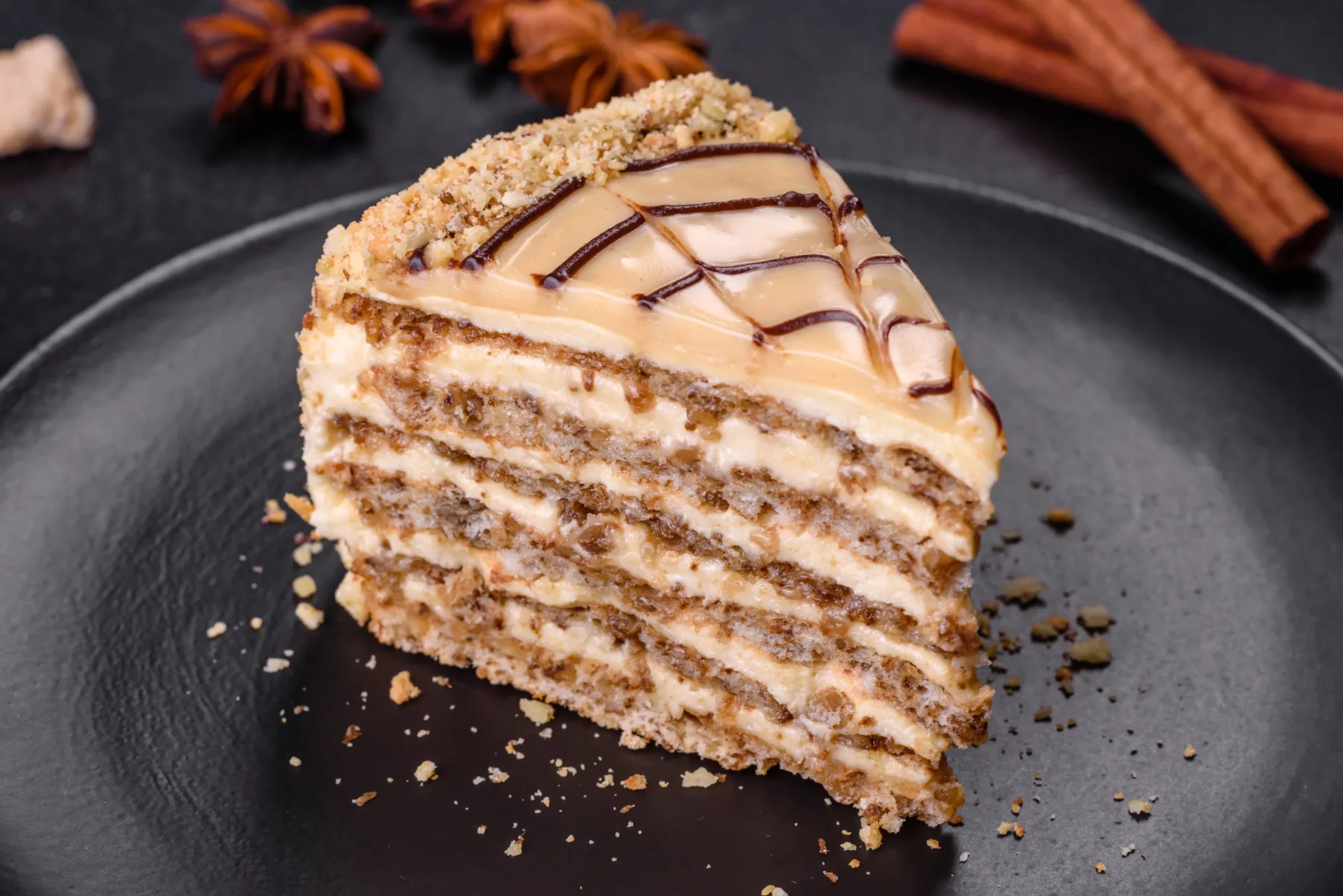 Domača torta Marlenka: Preprost recept za popolno medeno sladico
