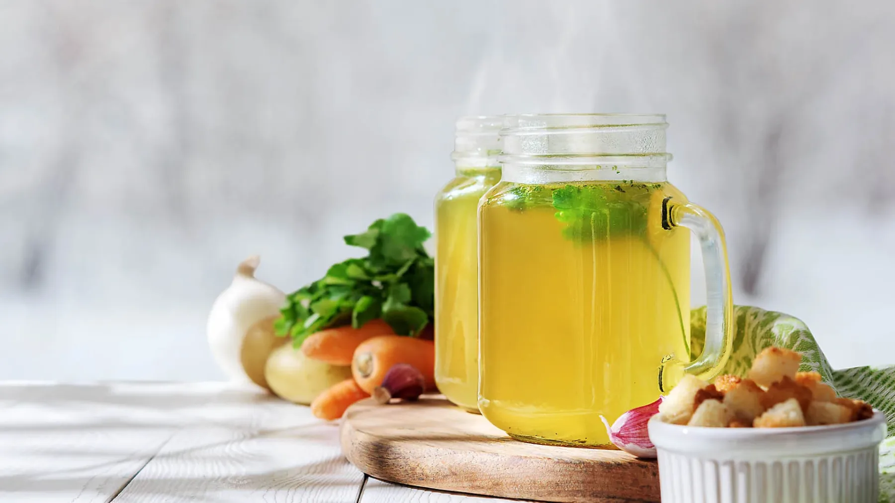 Domači kolagen, ki pomlajuje telo in kožo: recept, ki res deluje in stane 10-krat manj kot kupljeni kolagen