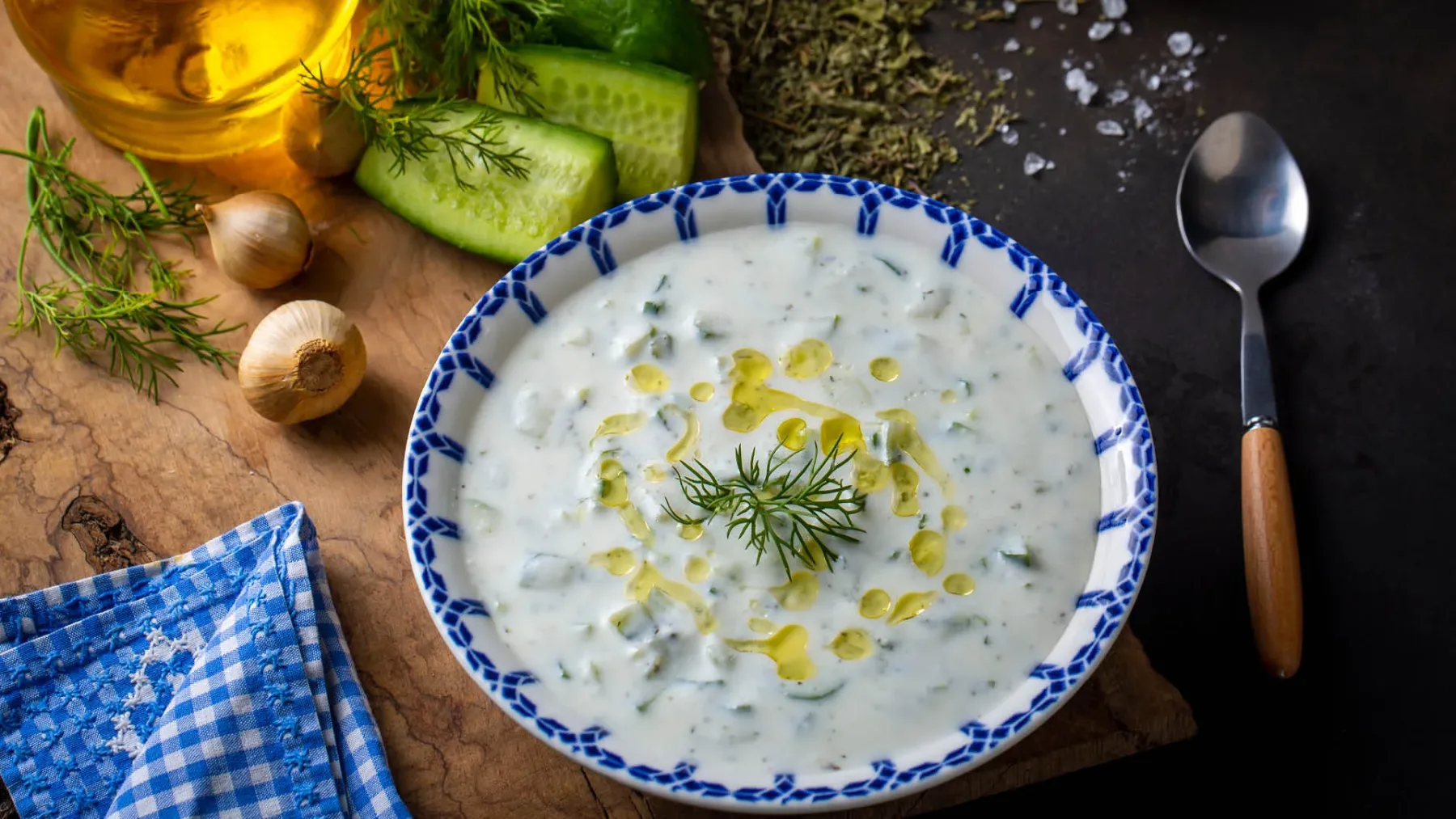 Domači tzatziki kot iz grške taverne: skrivnost je v eni pomembni sestavini
