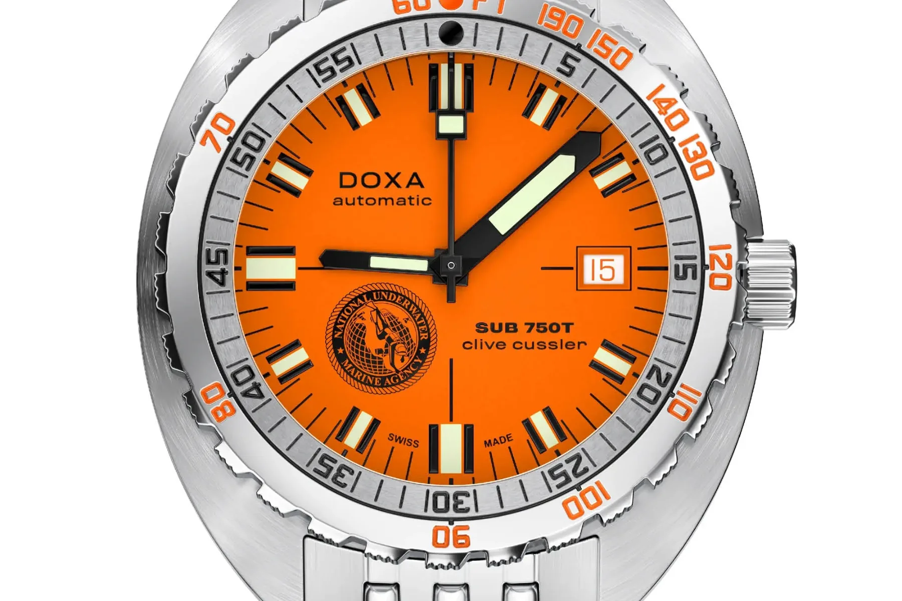 DOXA SUB 750T Clive Cussler: Kako se znebiš 2 milimetrov in postaneš legenda potapljačev
