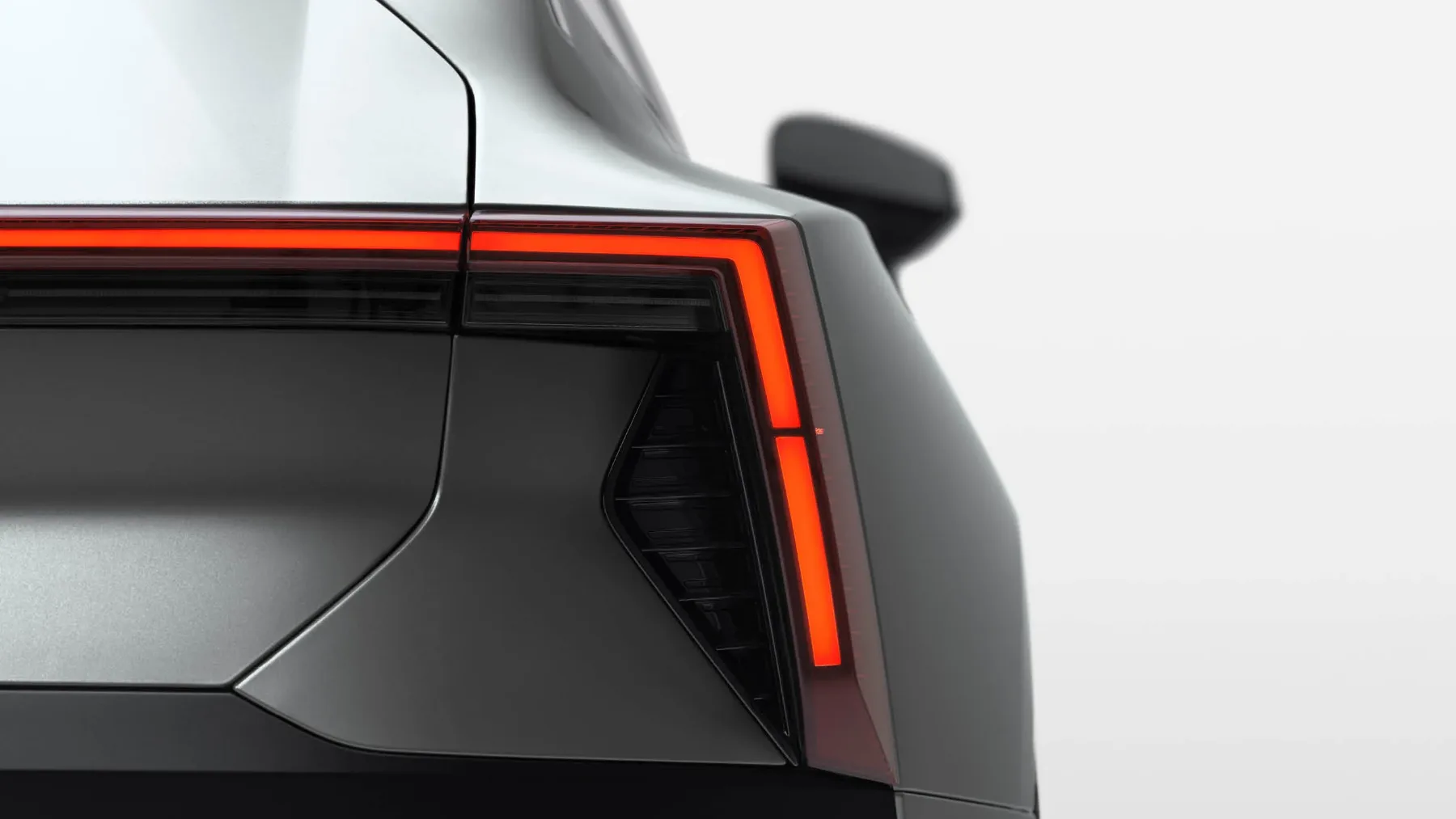 Drugačna lepota – Polestar 5: Švedski električni grand tourer, ki hoče biti Taycanov najhujši tekmec