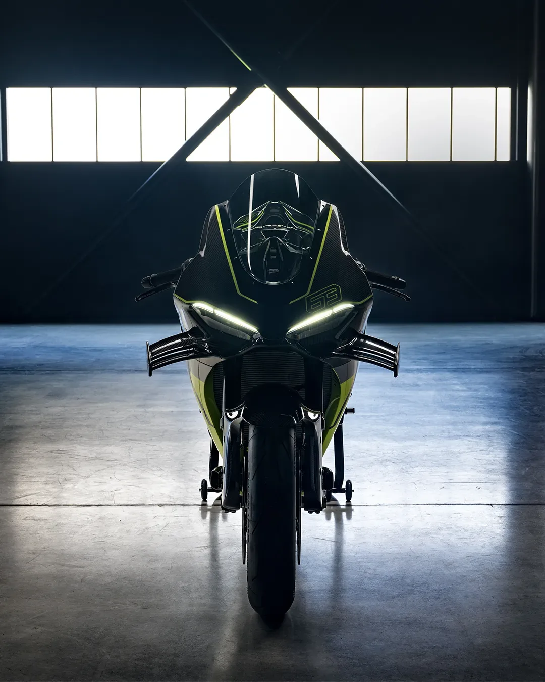 Ducati Panigale V4 Lamborghini – karbonska furija, ki presega meje domišljije