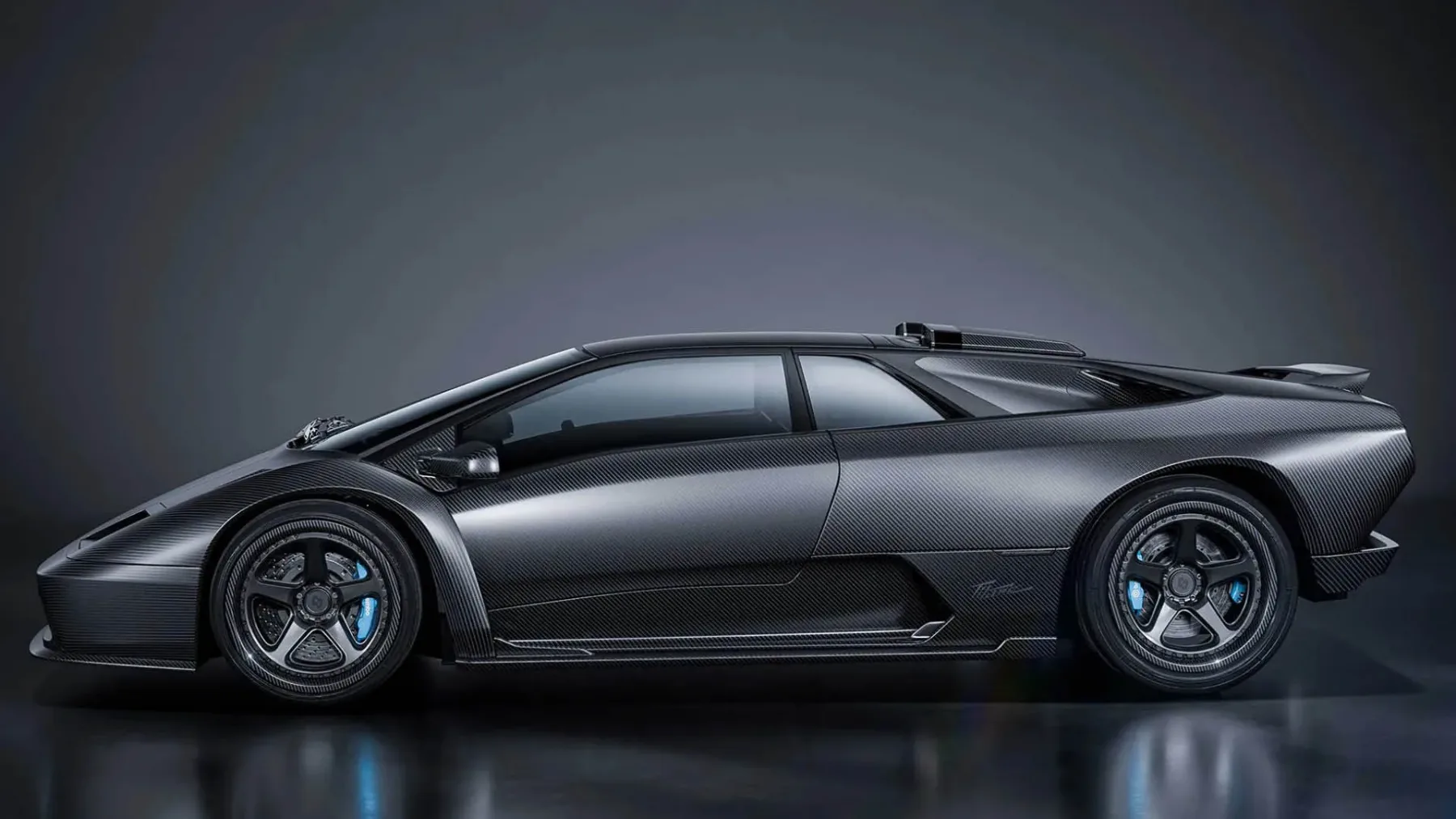 Eccentrica V12 Pacchetto Titano: ogljikov Diablo za stezo – 19 primerkov, cena od €1,2 mio