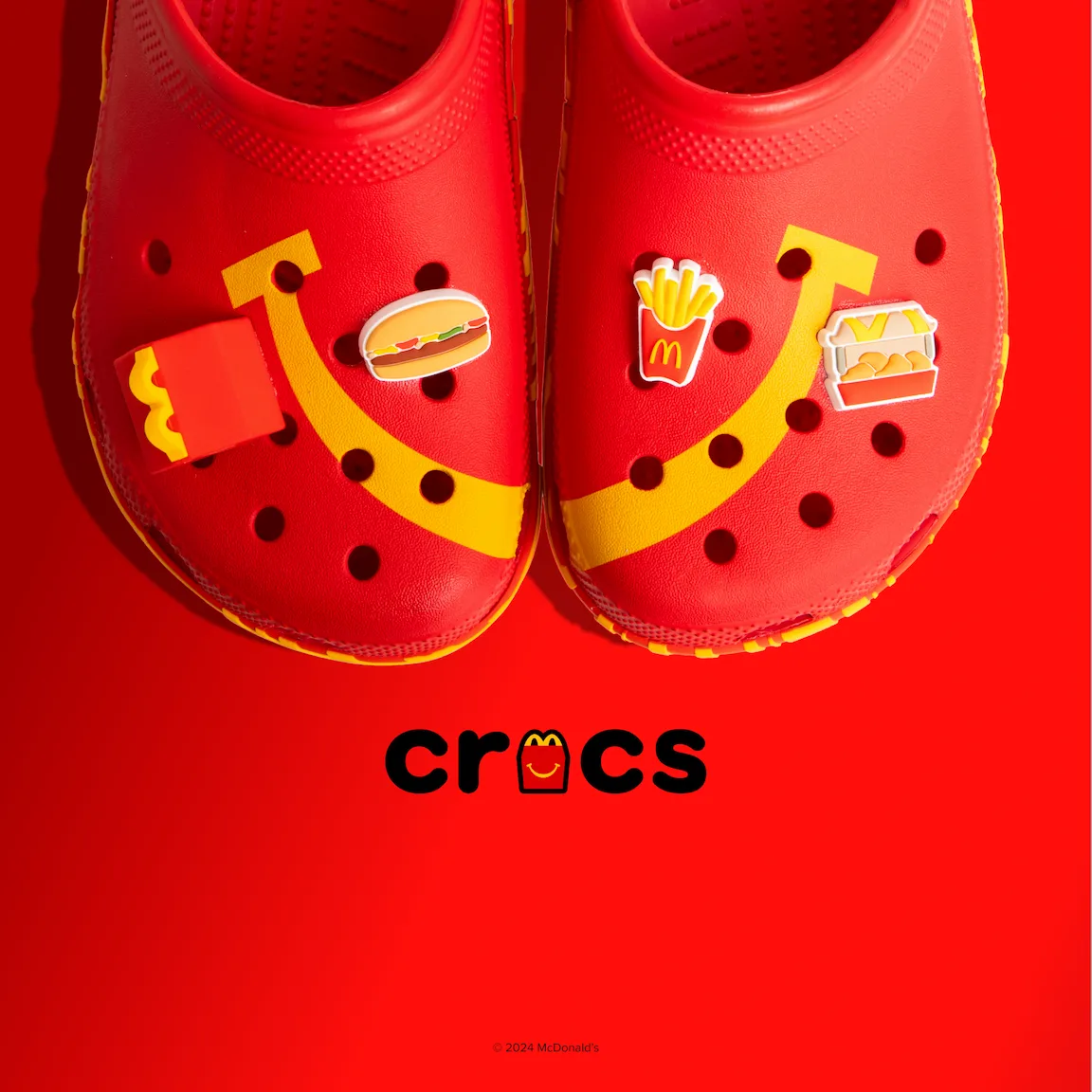 Ekskluzivno: Crocs in McDonald’s ustvarila Happy Meal čevlje, ki ti pričarajo nasmeh!