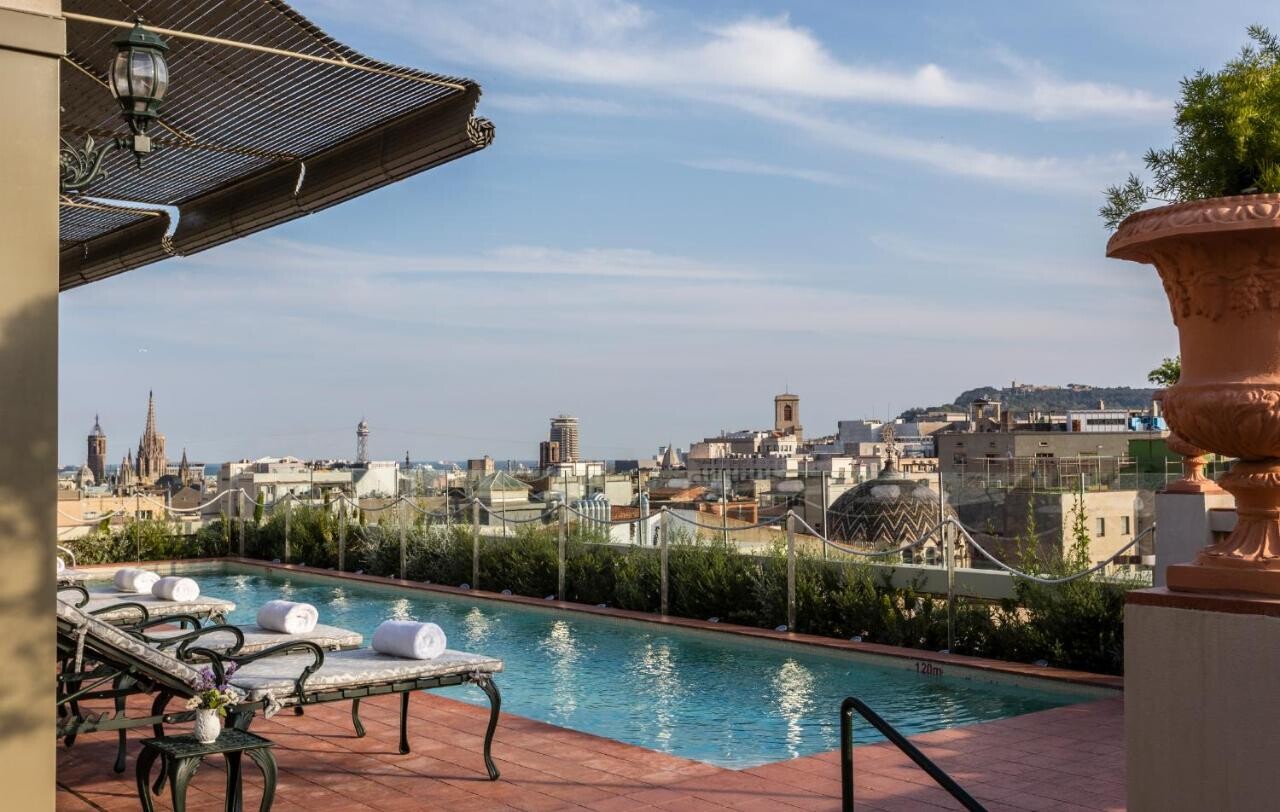 El Palace Barcelona: glamurozni hotel, v katerem bi z veseljem bival tudi Veliki Gatsby