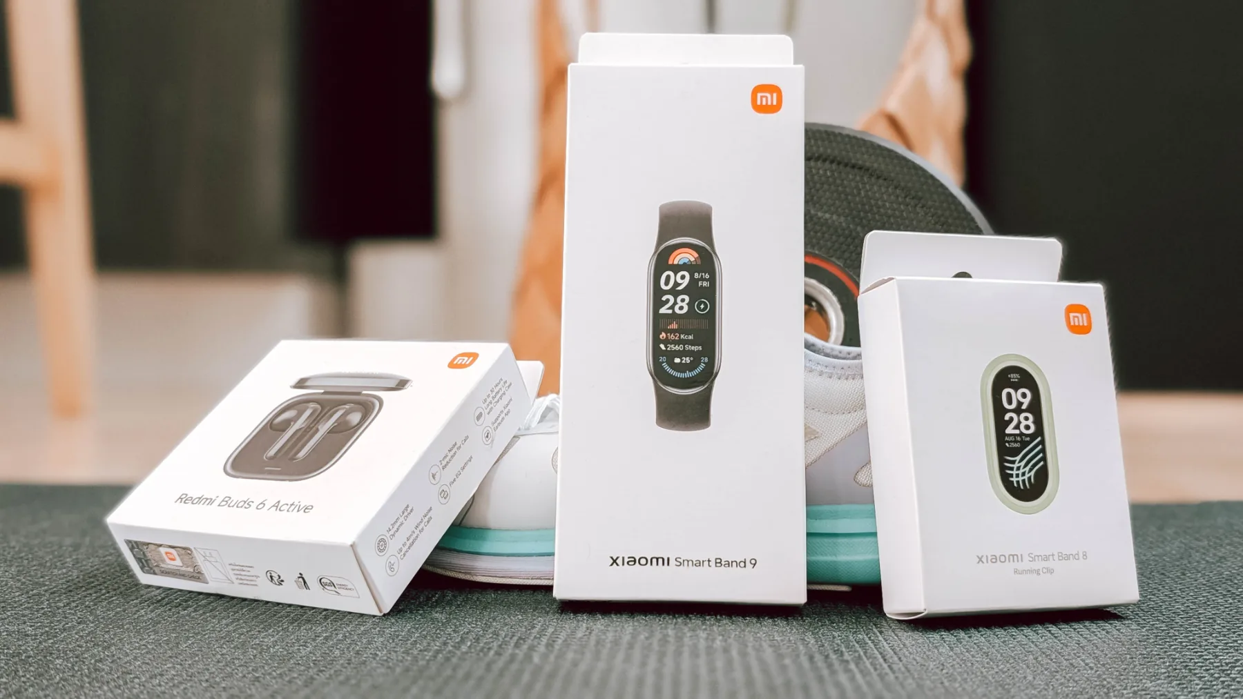 Eleganca tehnologije, ki se zlije s tvojim življenjem: Xiaomi Smart Band 9 in Redmi Buds 6 Active