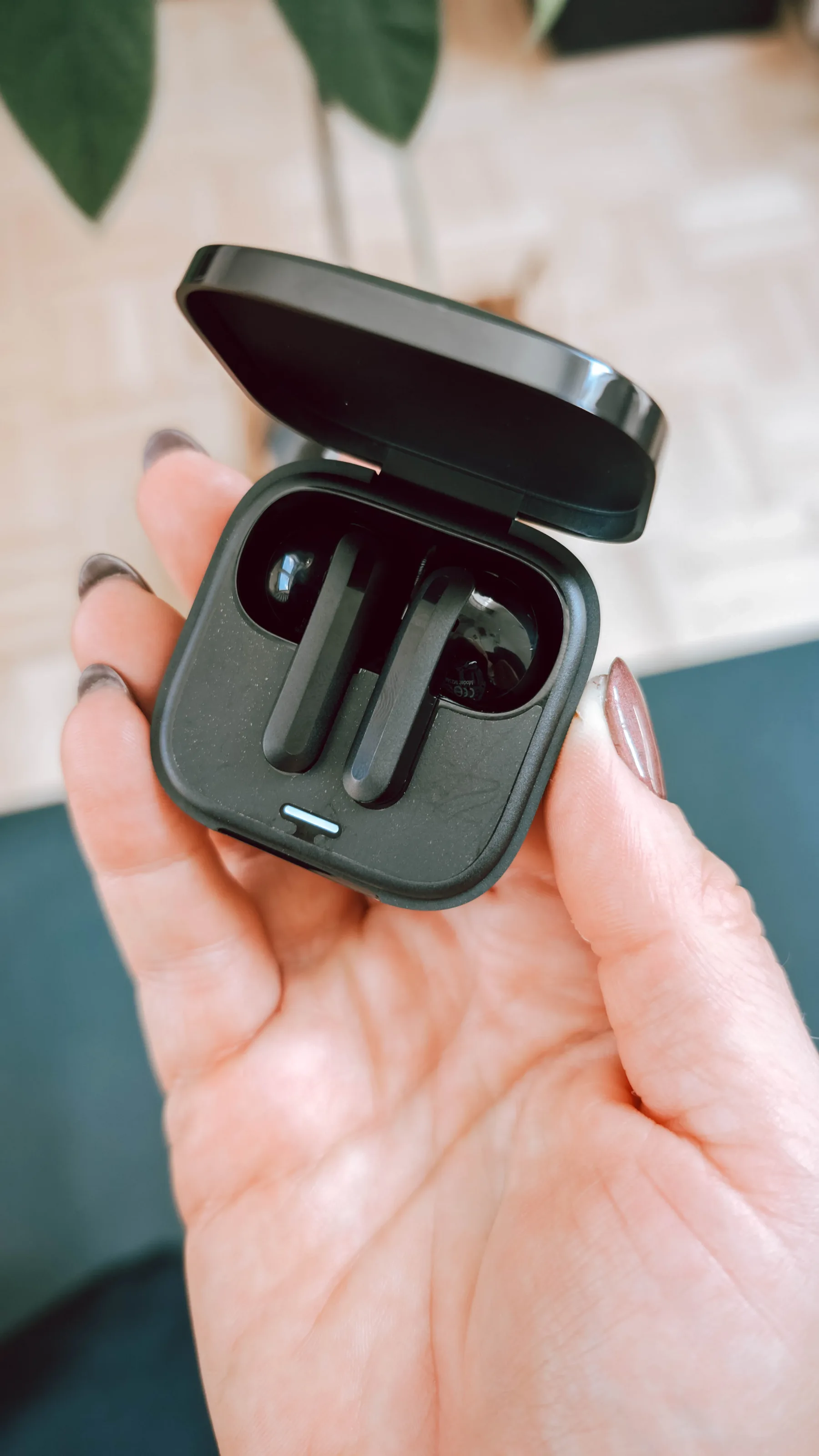 Eleganca tehnologije, ki se zlije s tvojim življenjem: Xiaomi Smart Band 9 in Redmi Buds 6 Active
