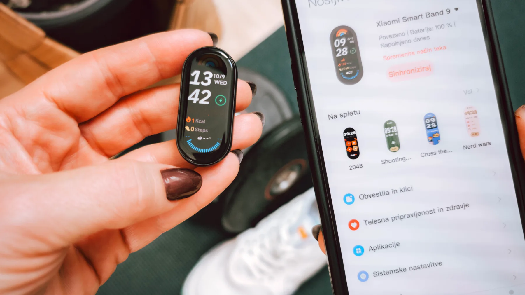 Eleganca tehnologije, ki se zlije s tvojim življenjem: Xiaomi Smart Band 9 in Redmi Buds 6 Active