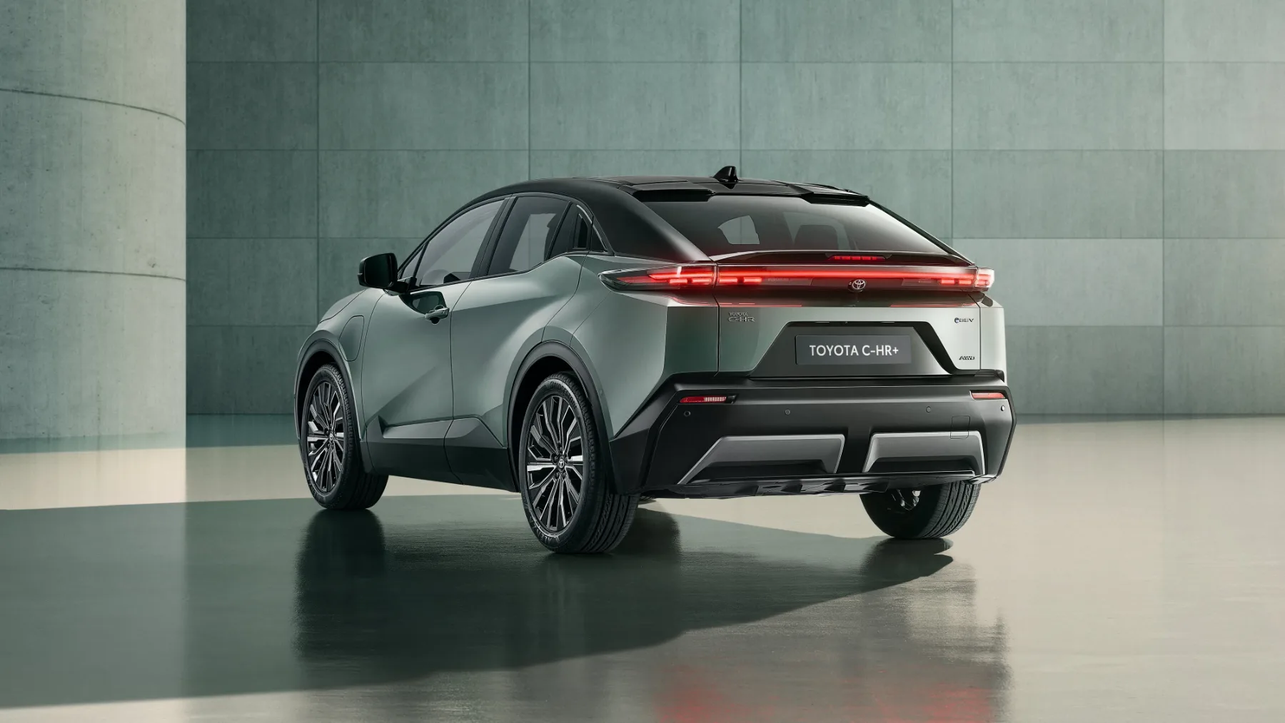 Električna Toyota C-HR+: bo to pravi električni šok za Toyota kupce?