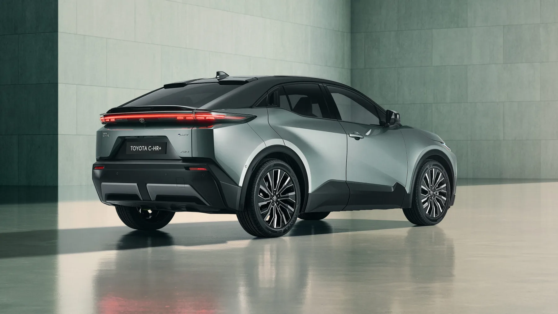 Električna Toyota C-HR+: bo to pravi električni šok za Toyota kupce?