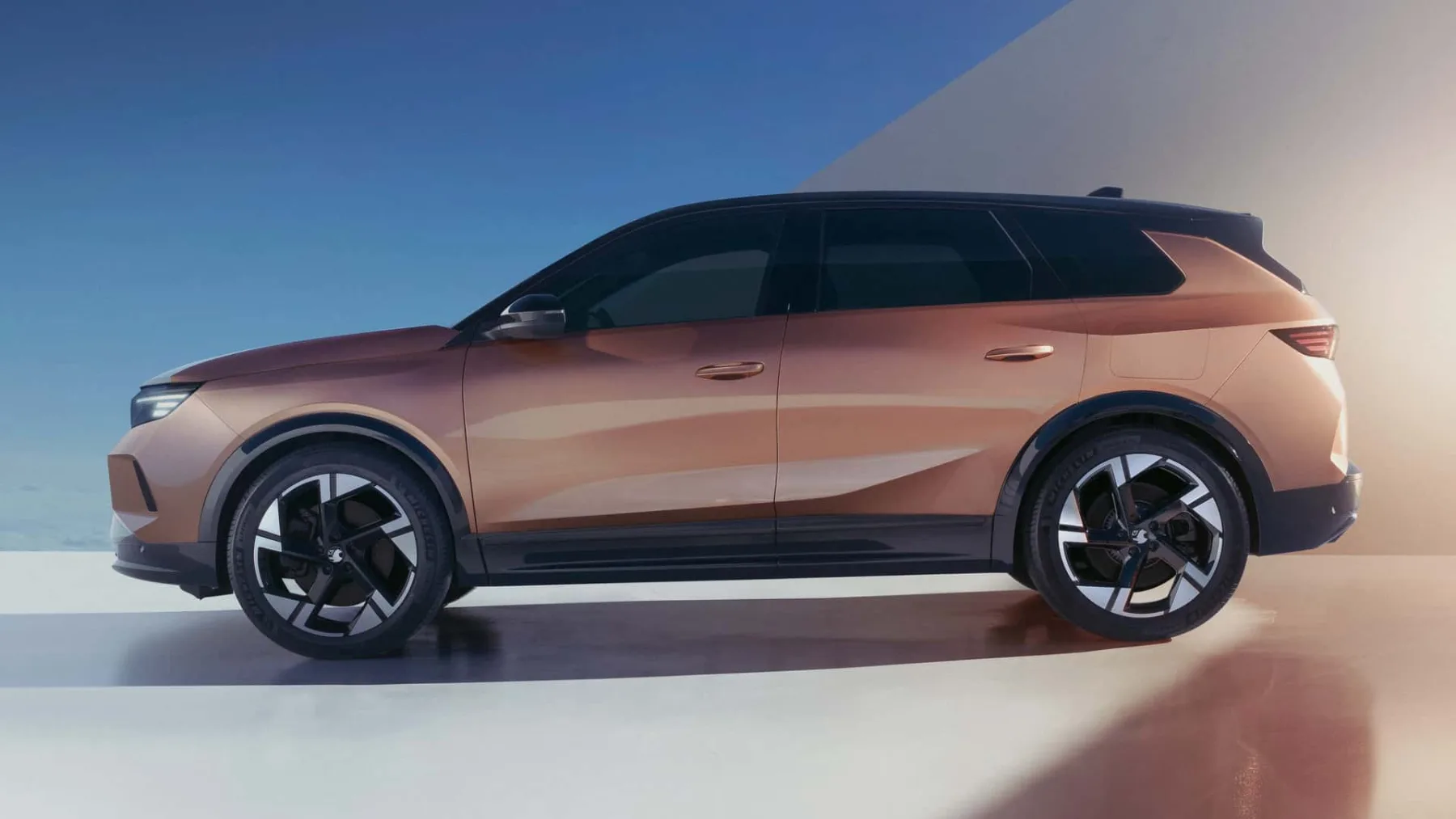 Električni Opel Grandland 2024: Popolnoma novi družinski SUV, ki premika meje