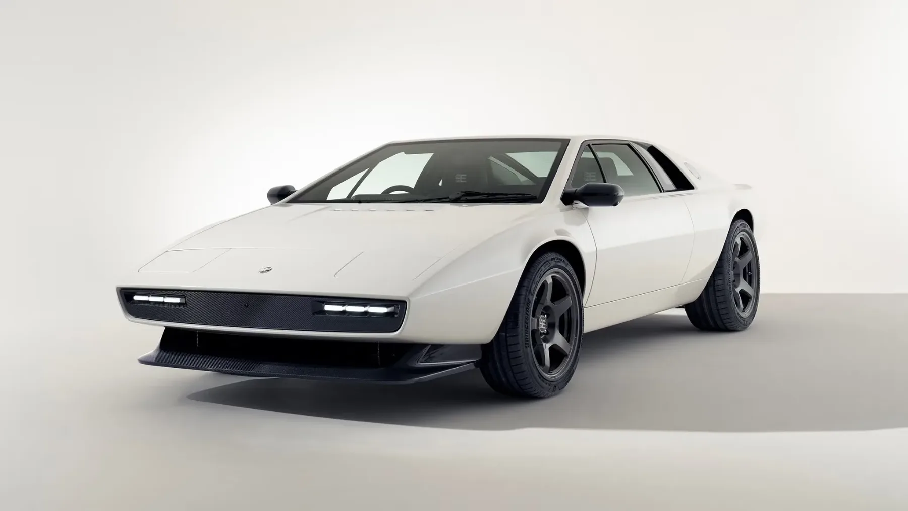 Encor Series 1: Ko Singer postane preveč običajen – to je ultimativni Lotus Esprit Restomod 400