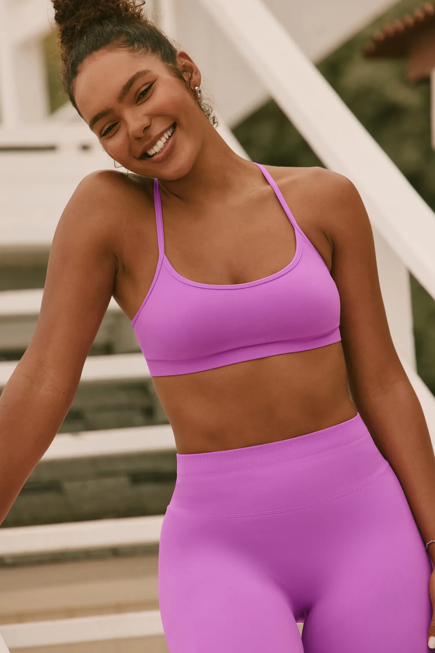 Fabletics, najljubša športna znamka Khloé Kardashian, je končno prispela v Slovenijo