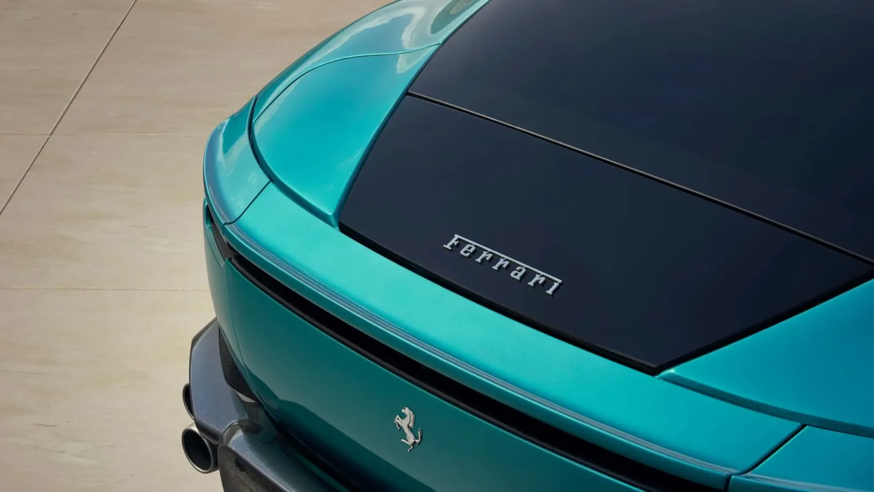 Ferrari Amalfi 2026 – 640 konjev čiste elegance, ki kliče po italijanskih cestah