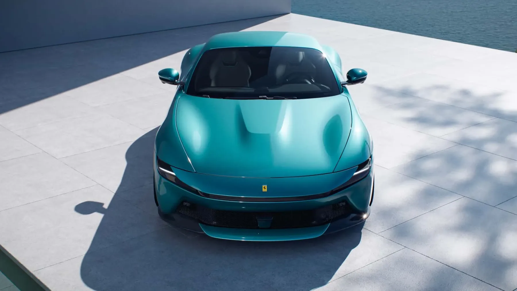 Ferrari Amalfi 2026 – 640 konjev čiste elegance, ki kliče po italijanskih cestah