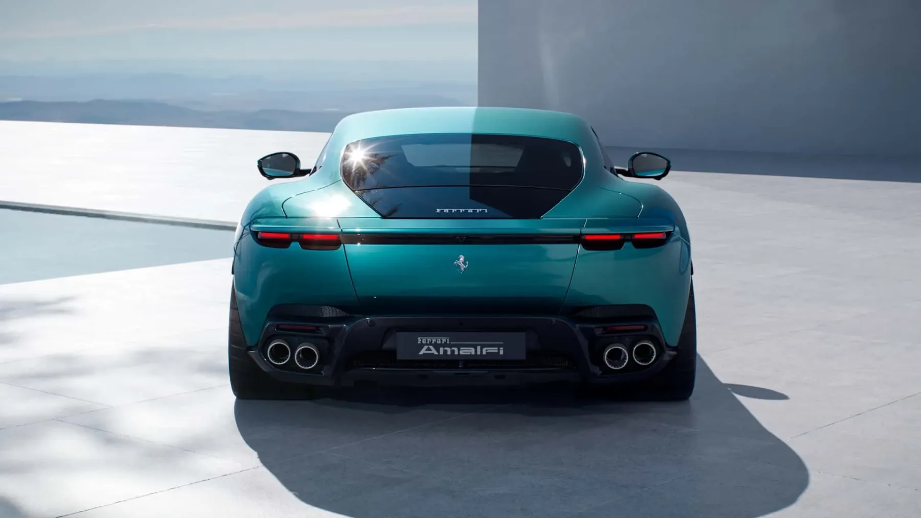 Ferrari Amalfi 2026 – 640 konjev čiste elegance, ki kliče po italijanskih cestah