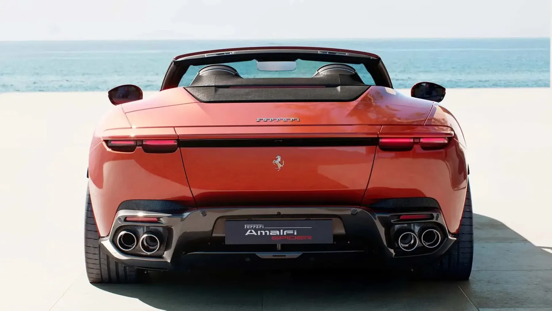 Ferrari Amalfi Spider: Ko popolnemu avtomobilu odrežejo streho in dodajo 631 konjev čiste poezije