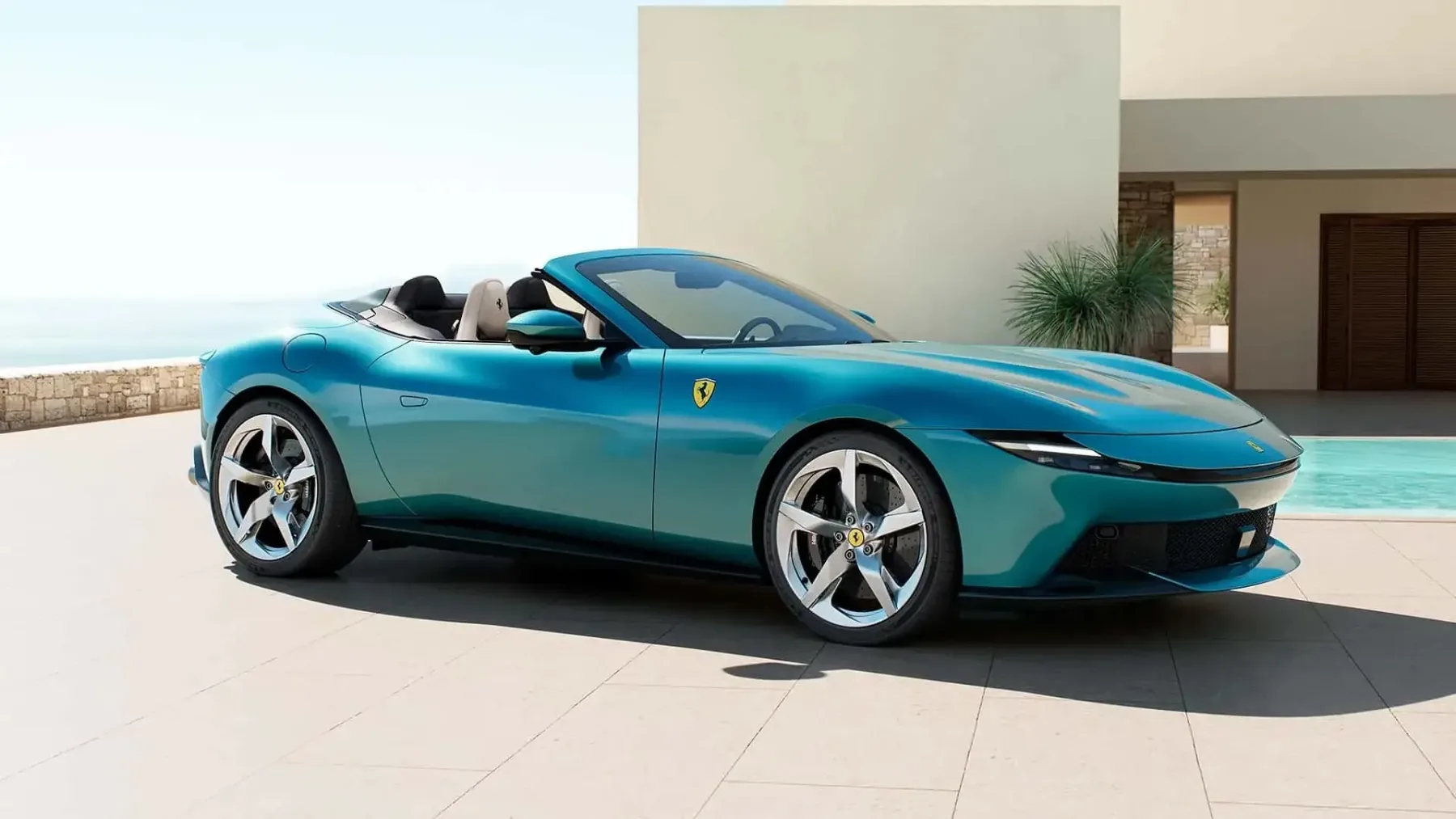 Ferrari Amalfi Spider: Ko popolnemu avtomobilu odrežejo streho in dodajo 631 konjev čiste poezije