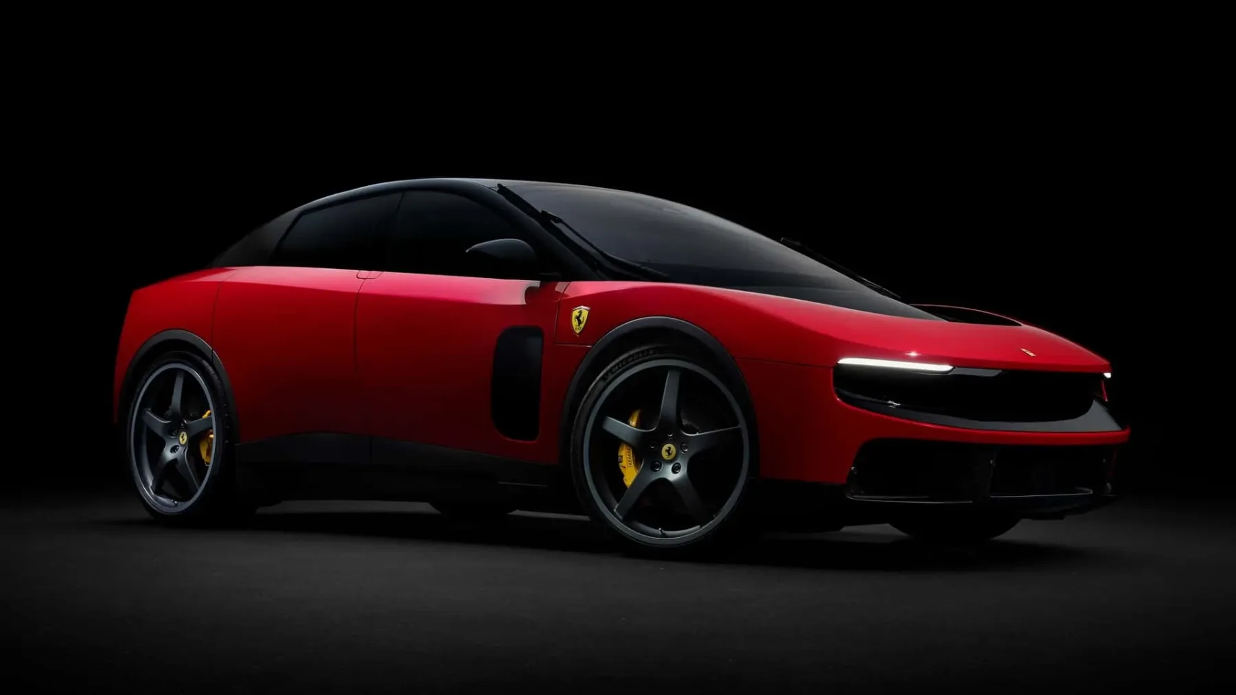 Ferrari Luce: Prvi električni GT iz Maranella z 1.113 konji in podpisom oblikovalca iPhona