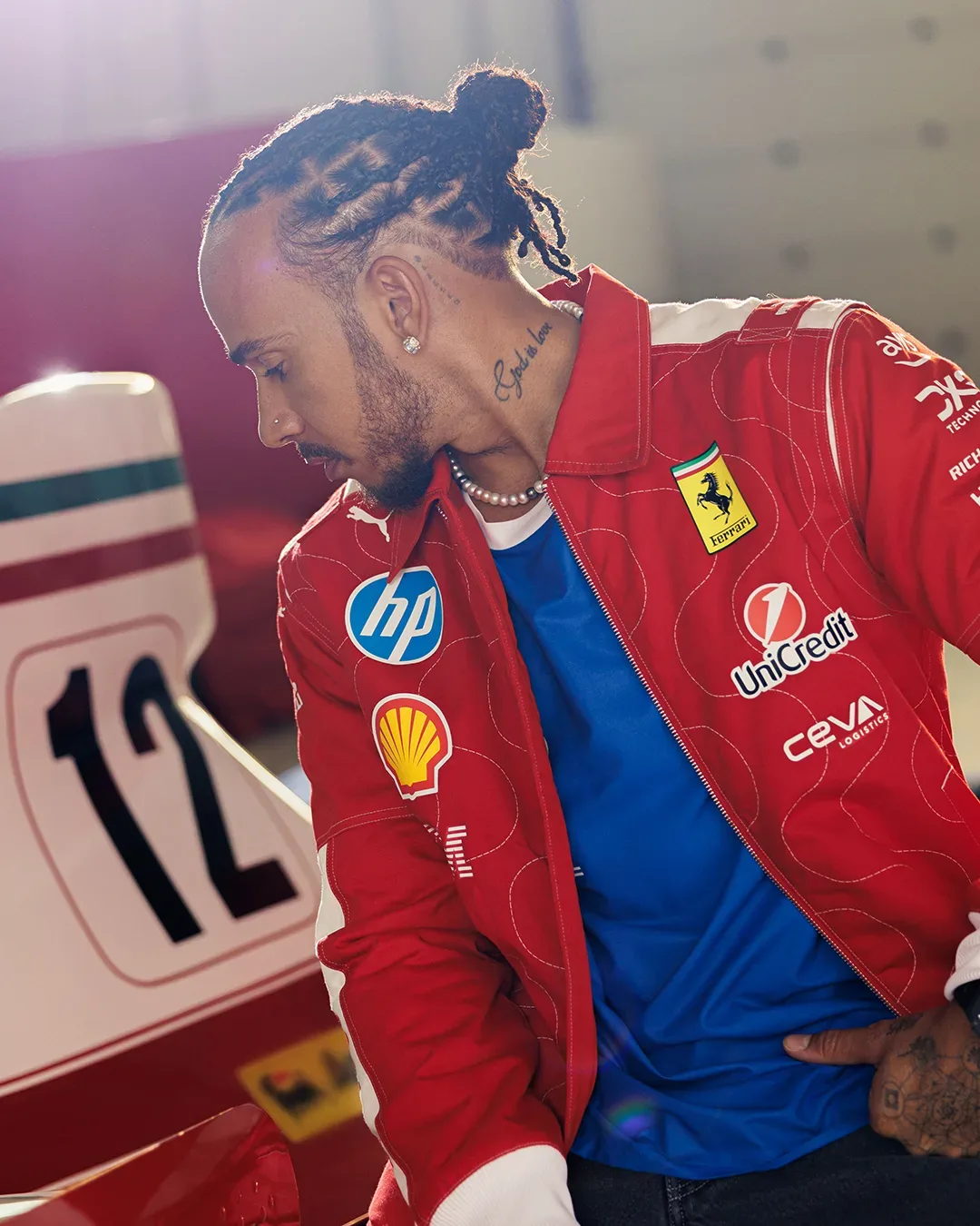 Ferrari x PUMA: Ognjevita kapsulna kolekcija Monza, ki združuje duh Nikija Laude, stil prihodnosti in neustavljivo strast