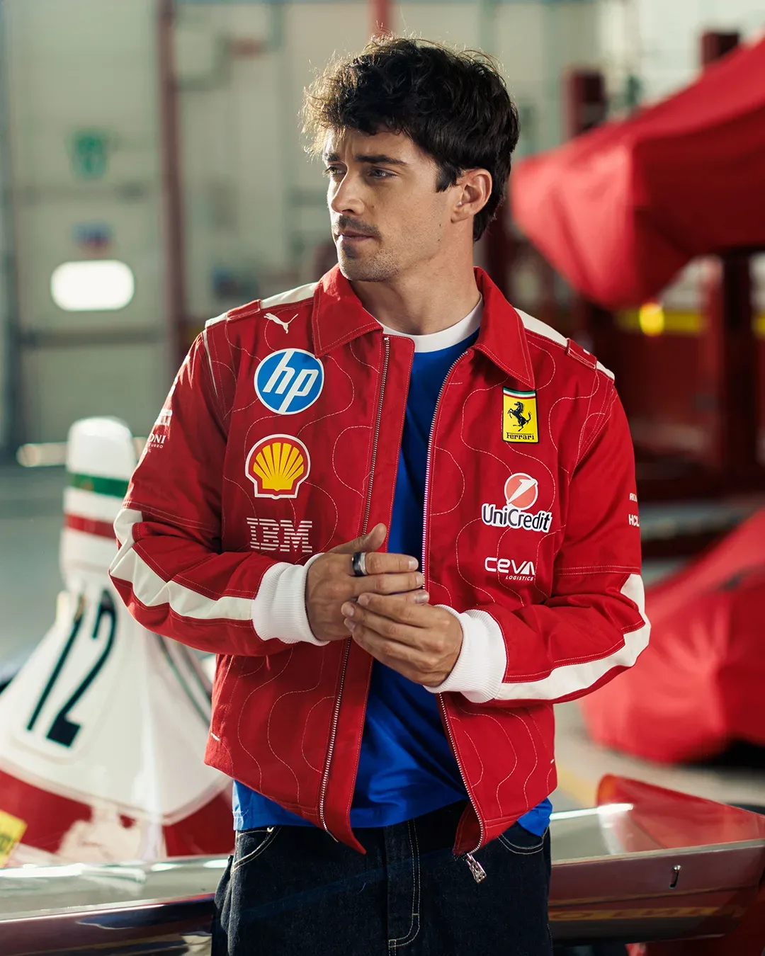 Ferrari x PUMA: Ognjevita kapsulna kolekcija Monza, ki združuje duh Nikija Laude, stil prihodnosti in neustavljivo strast