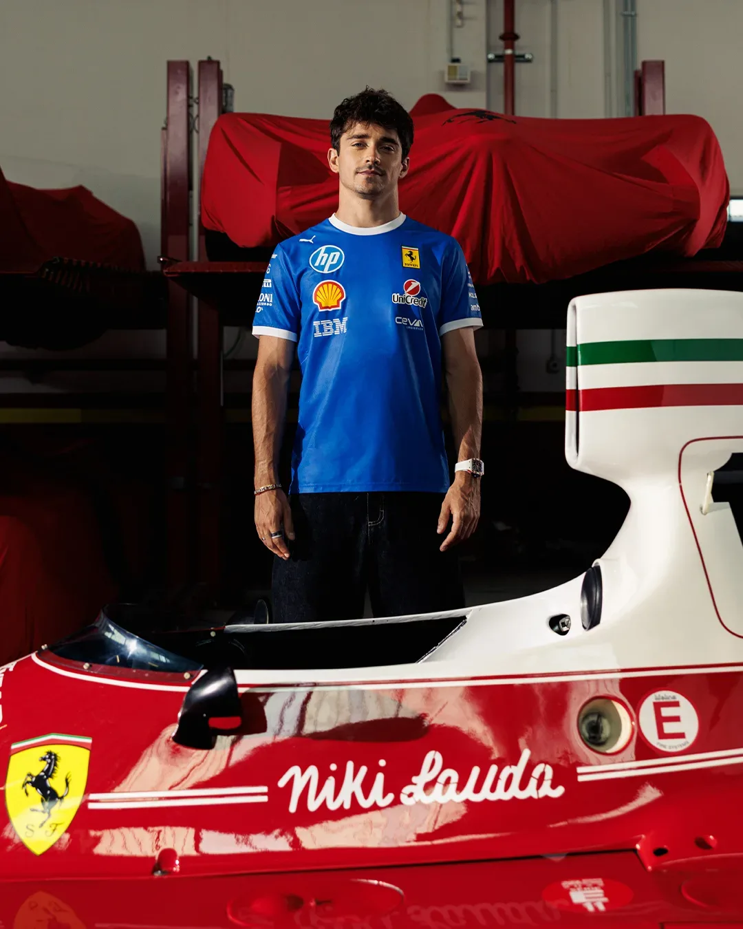 Ferrari x PUMA: Ognjevita kapsulna kolekcija Monza, ki združuje duh Nikija Laude, stil prihodnosti in neustavljivo strast