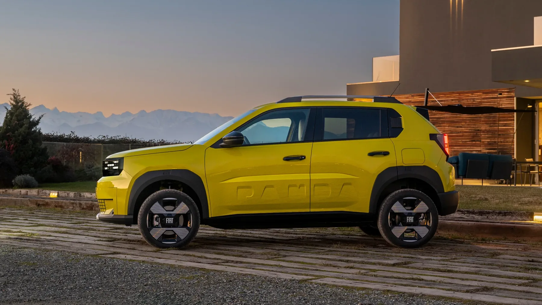 Fiat Grande Panda: vrnitev ikone z električnim pridihom in zanimivo ceno
