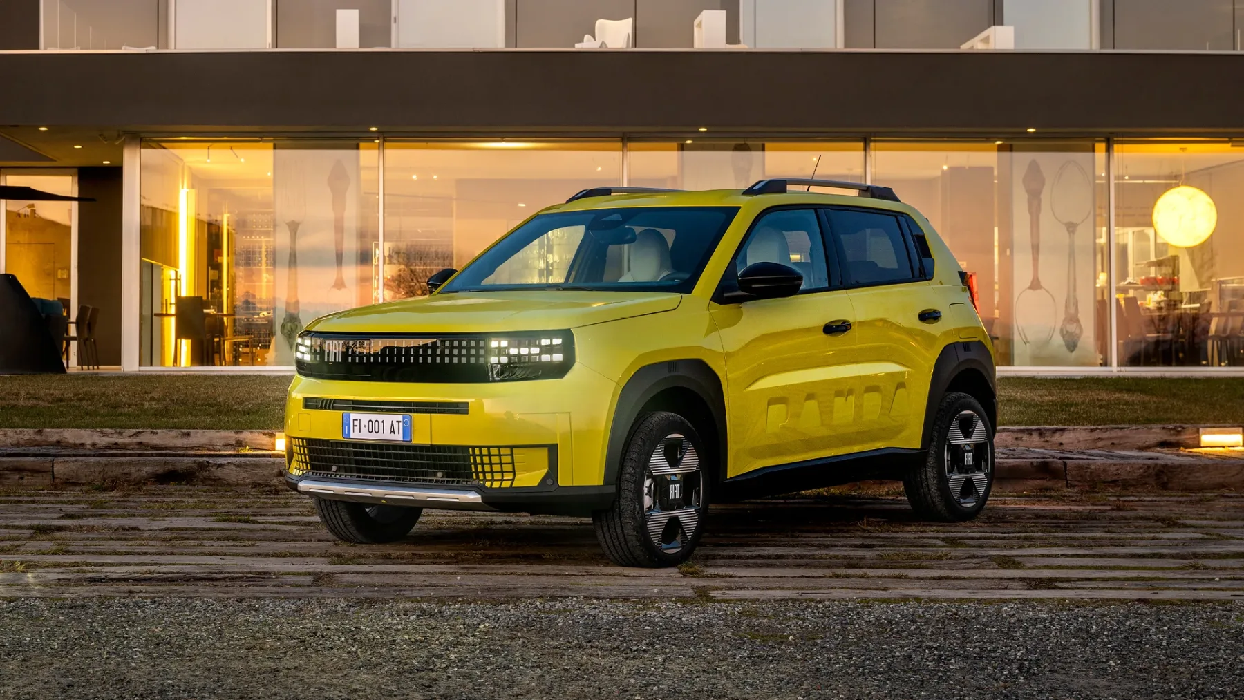 Fiat Grande Panda: vrnitev ikone z električnim pridihom in zanimivo ceno