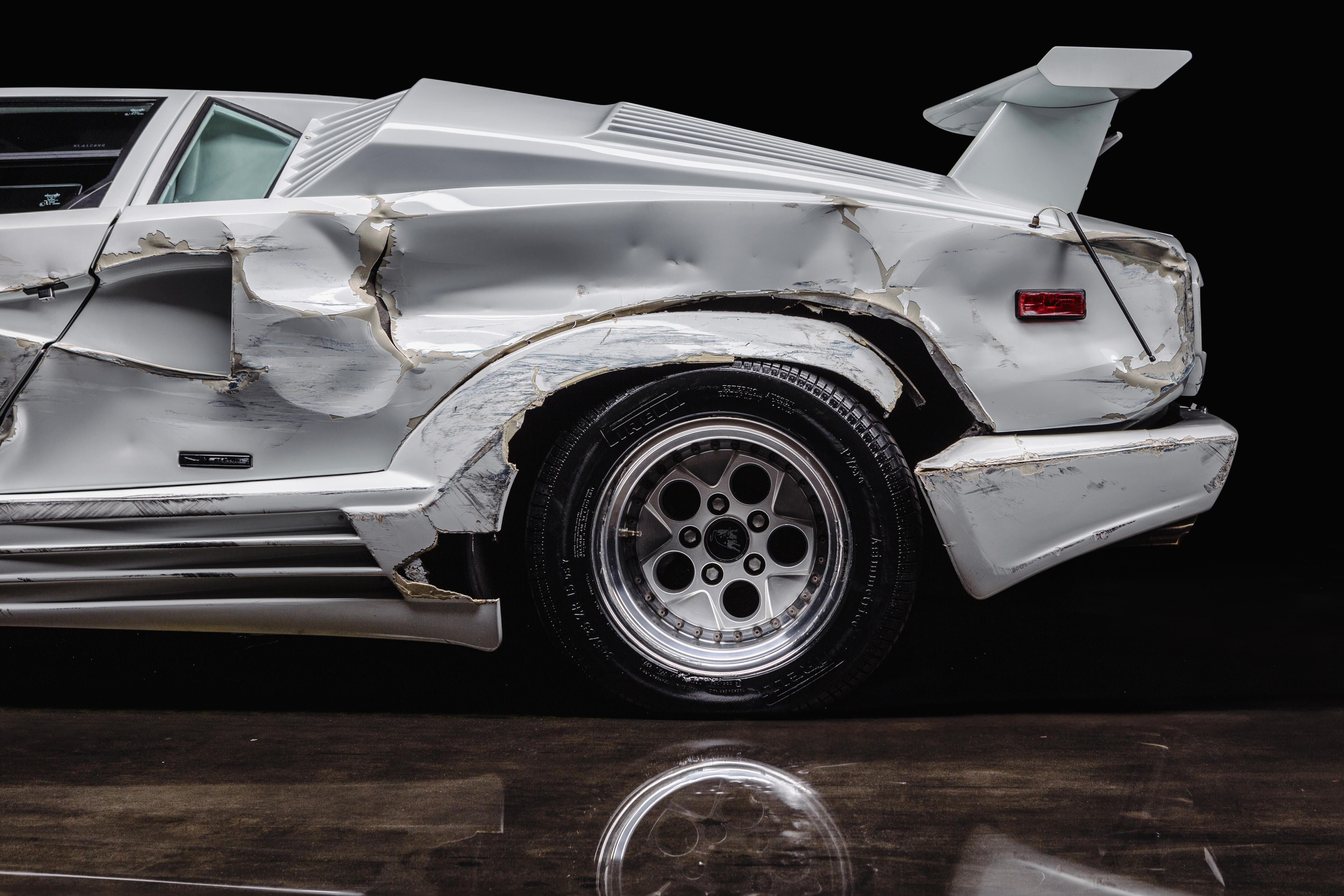 Filmski dragulj iz filma “Volk z Wall Streeta”: Lamborghini Countach 25th Anniversary na dražbi