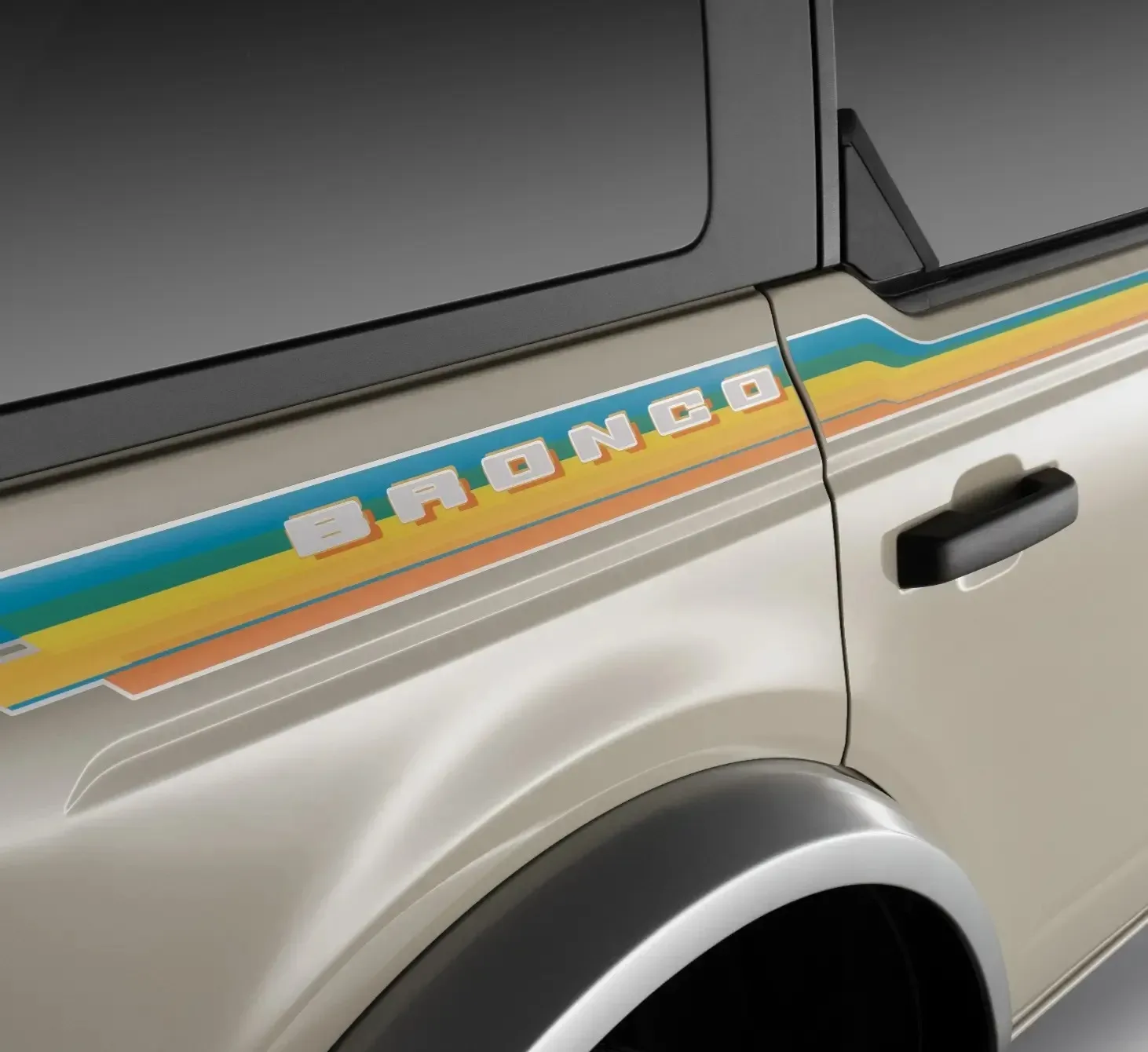 Ford Bronco Coastal Package 2025: terenec za sončne zahode in blatne vzpone
