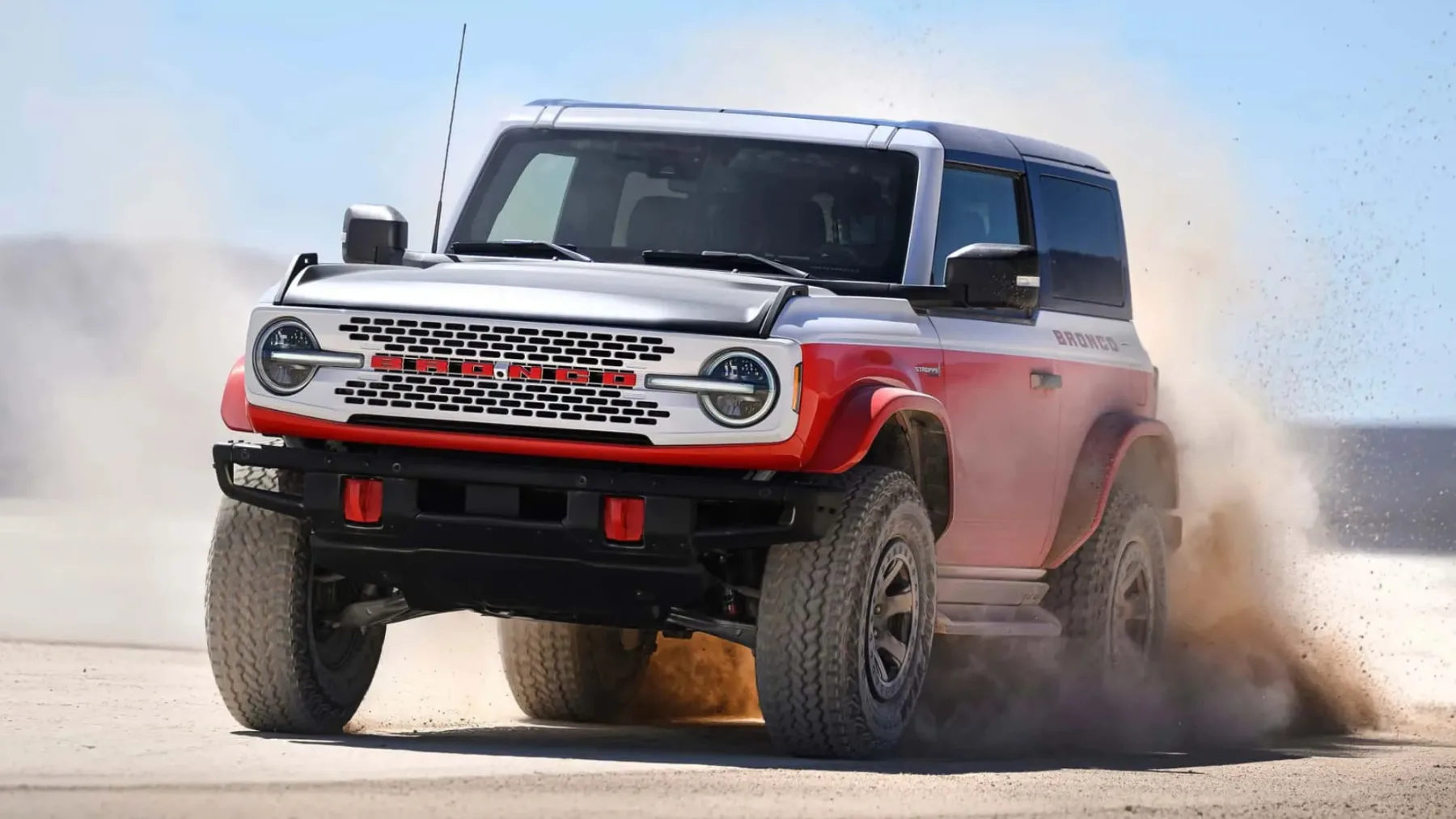 Ford Bronco Stroppe 2025: Najcenejša dvo-vratna zverina z V6, ki te stane kot majhna garsonjera