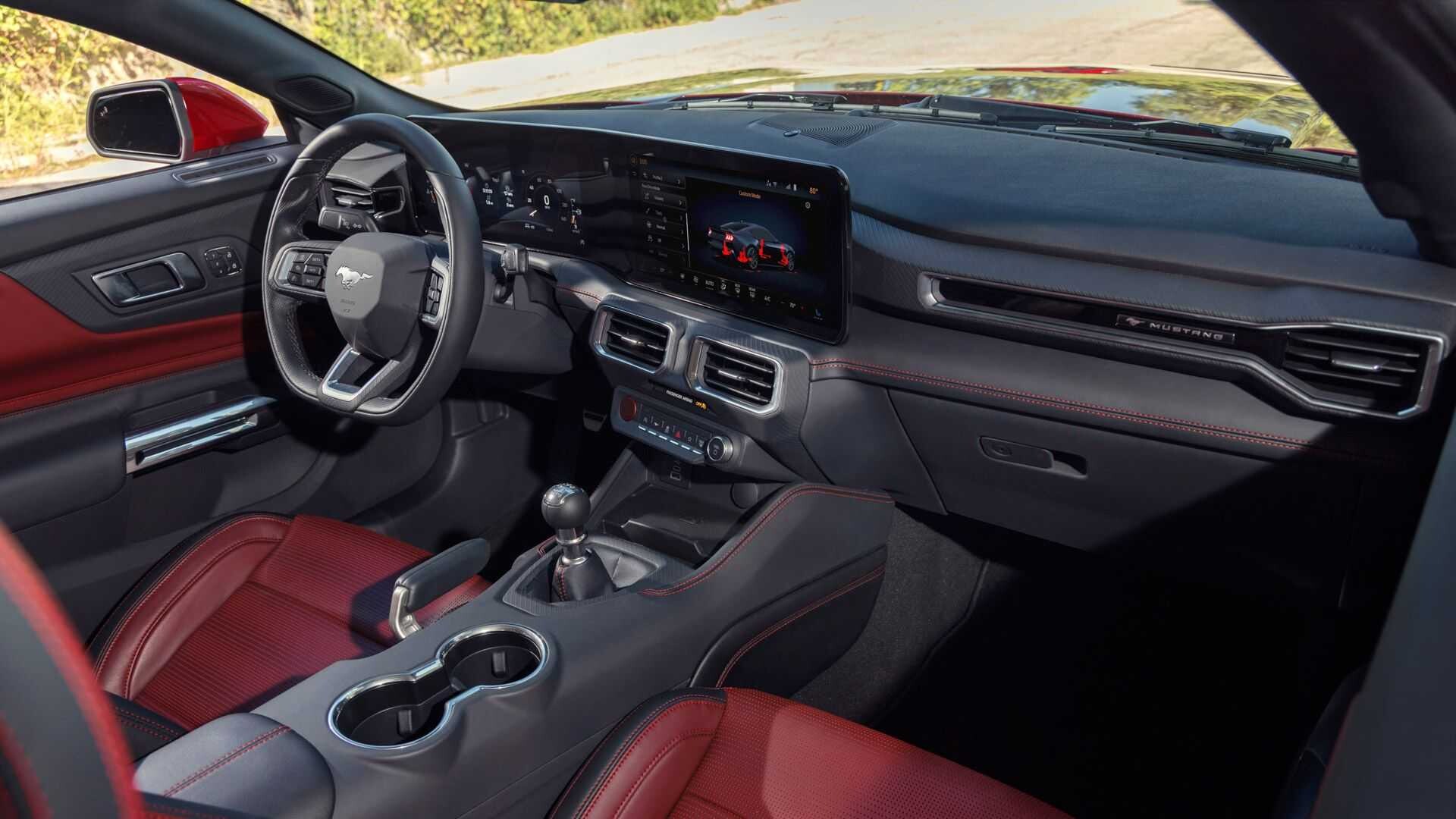 Ford Mustang (2024): izboljšana notranjost in tehnični bonbončki