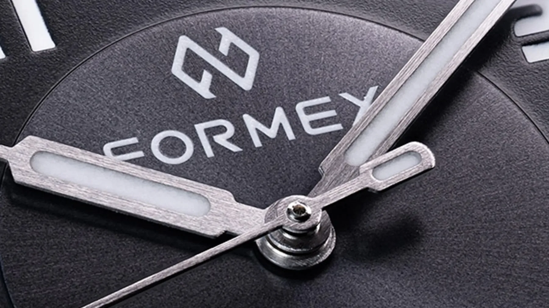 Formex Field Automatic Gen 2: Titanium, ki mu gre v divjini (in pisarni) odlično od rok