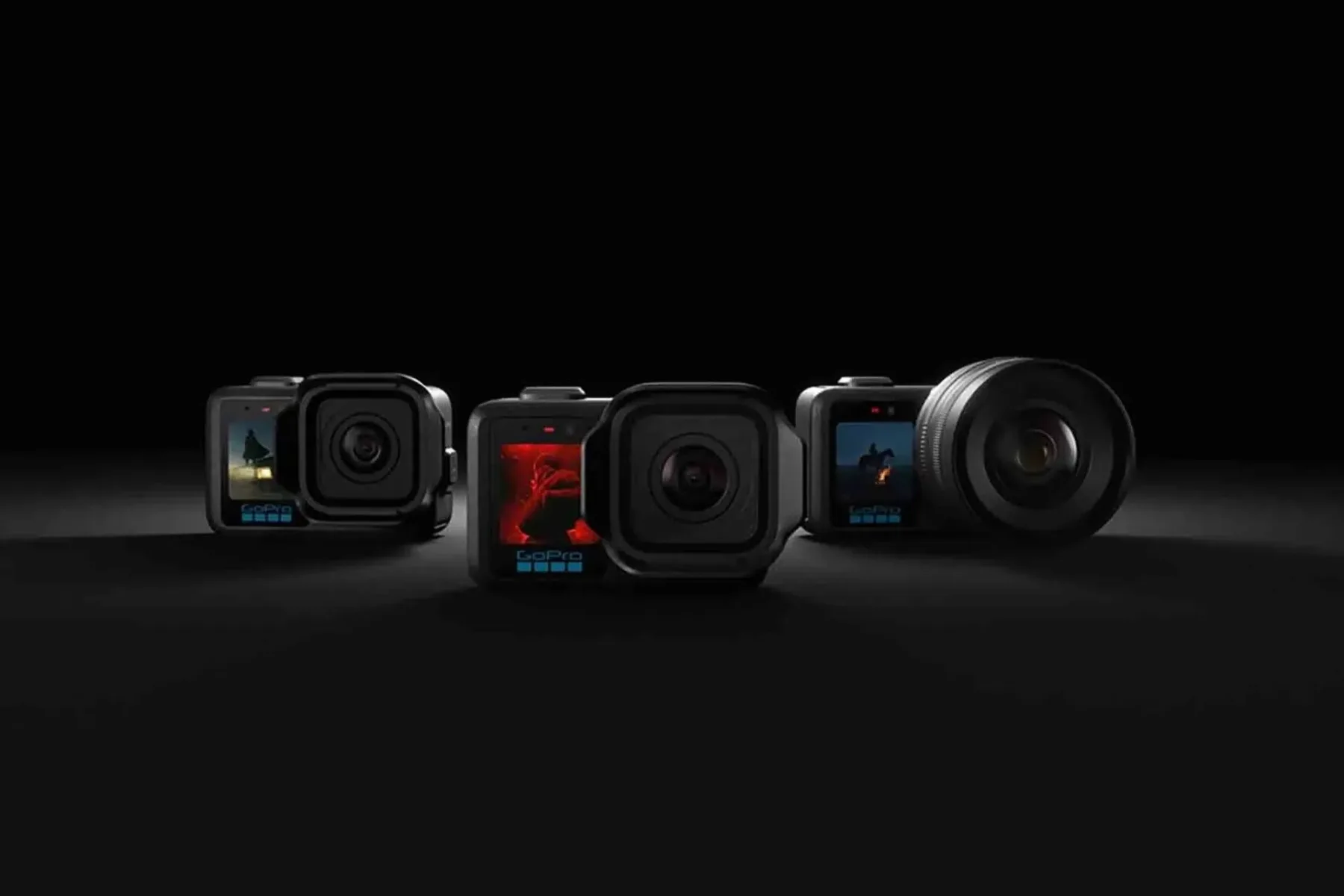 Fujifilm Instax Mini Evo Cinema: Časovni stroj, ki tiska video – in to je najboljša neumnost leta 2026