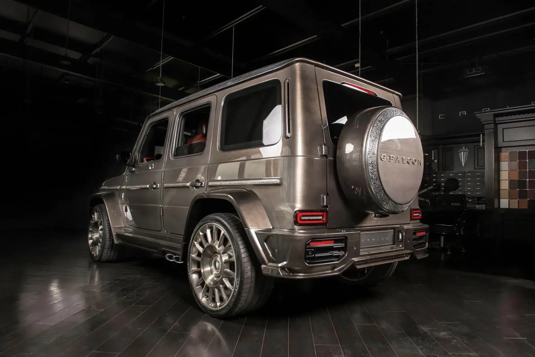 G-Falcon Carlex: Mercedes G63 spremenjen ekstravagantno lovsko skulpturo – ker zakaj pa ne?