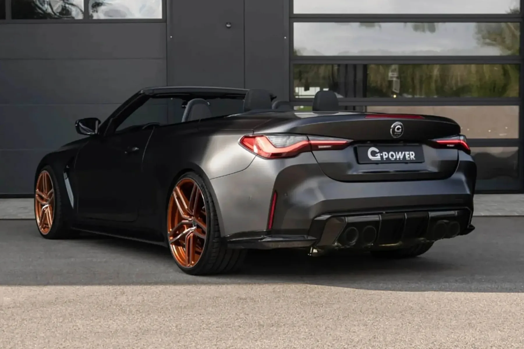 G4M Hurricane Bi-Turbo Cabrio: 720 konjev odprtega neba