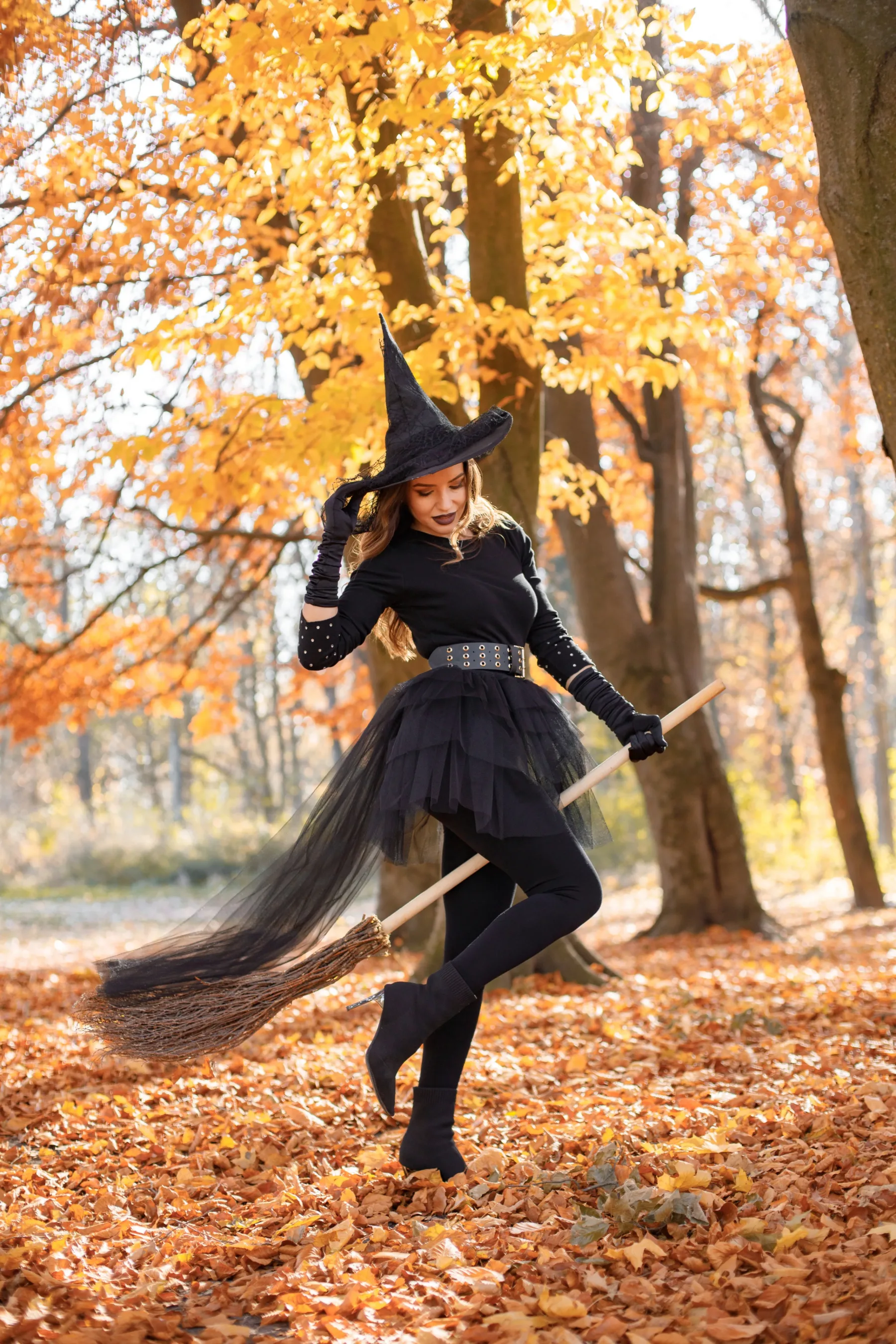 Genialne ideje za Halloween kostume v zadnjem trenutku: Reši se pred nočno moro!