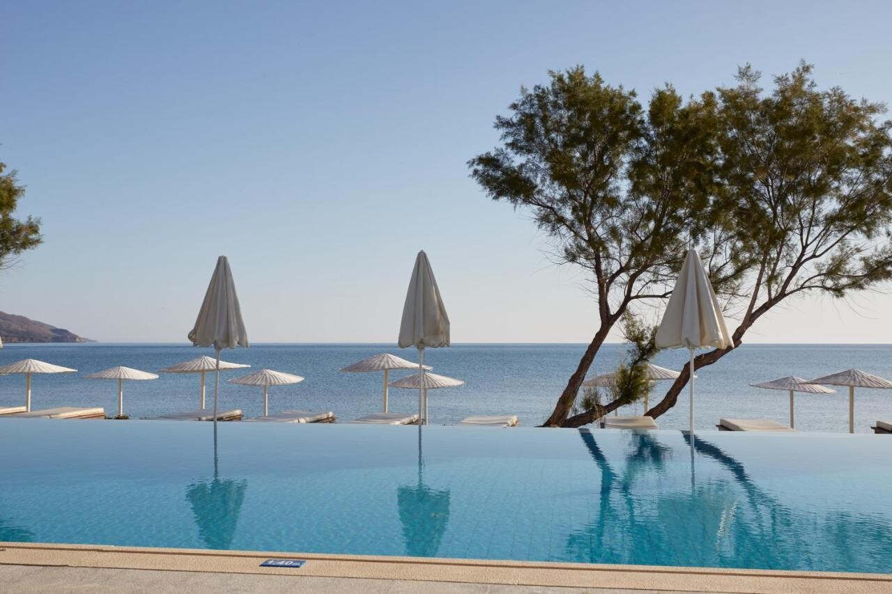 Giannoulis – Grand Bay Beach Resort: letovišče v srcu Krete samo za odrasle
