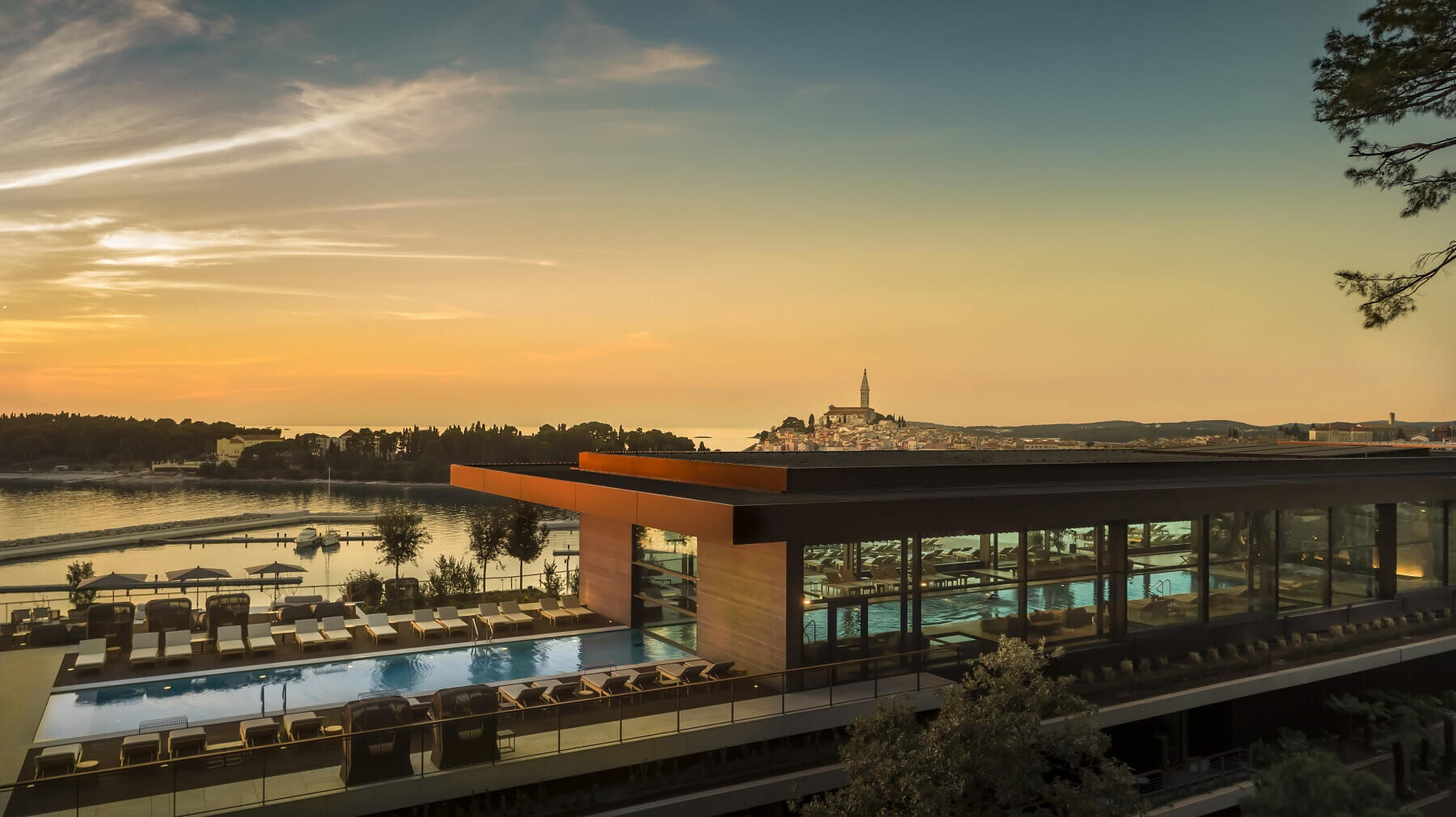 Grand Park Hotel Rovinj – dizajnerski luksuzni hotel le nekaj korakov od mestnega jedra Rovinja
