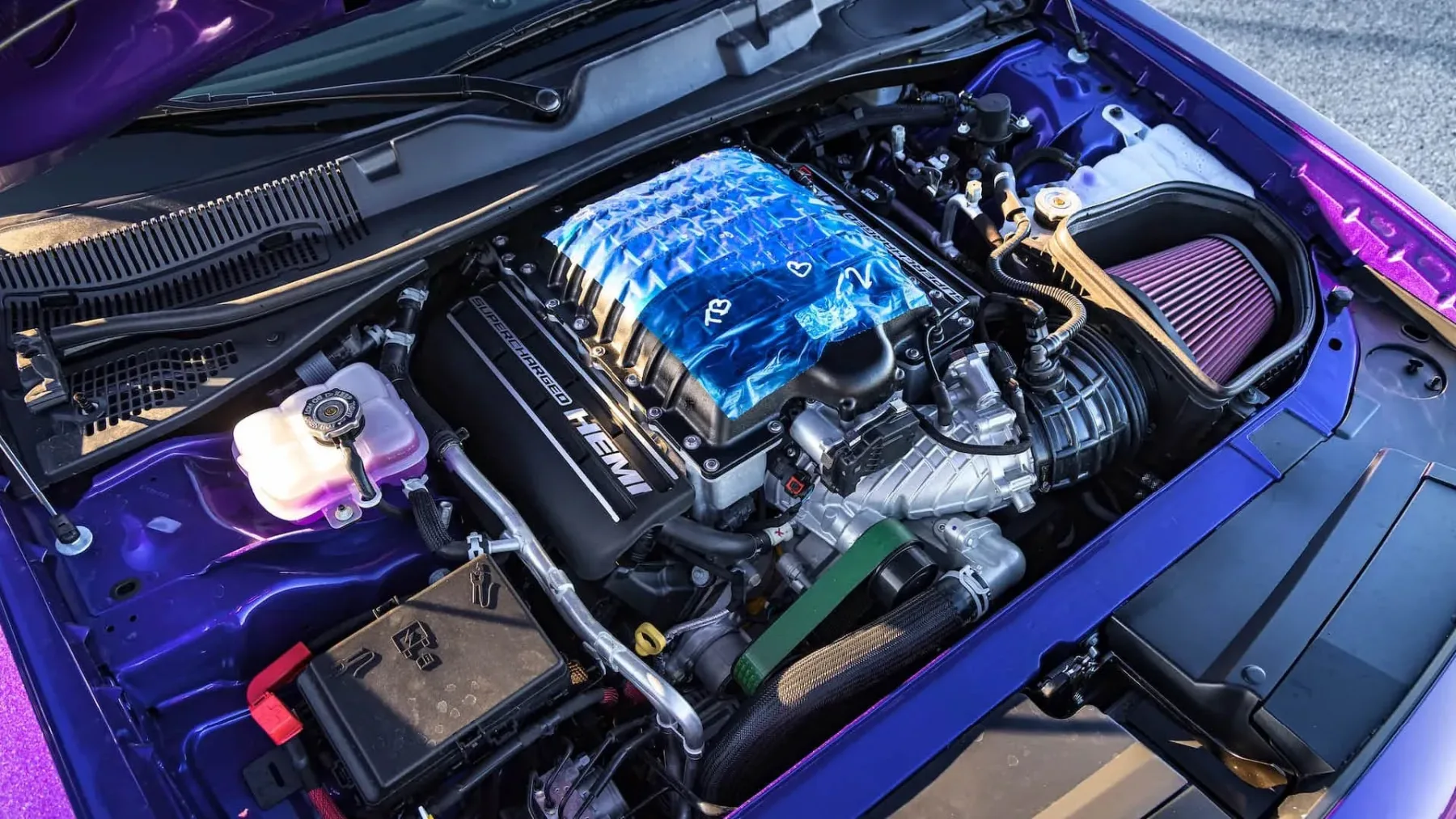 Hennessey Demon 1700: vijolični demon, ki je vrgel rokavico v obraz električni prihodnosti