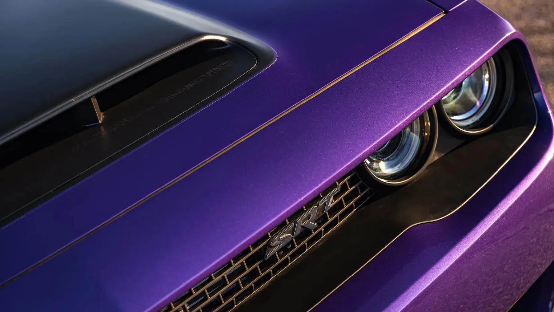 Hennessey Demon 1700: vijolični demon, ki je vrgel rokavico v obraz električni prihodnosti
