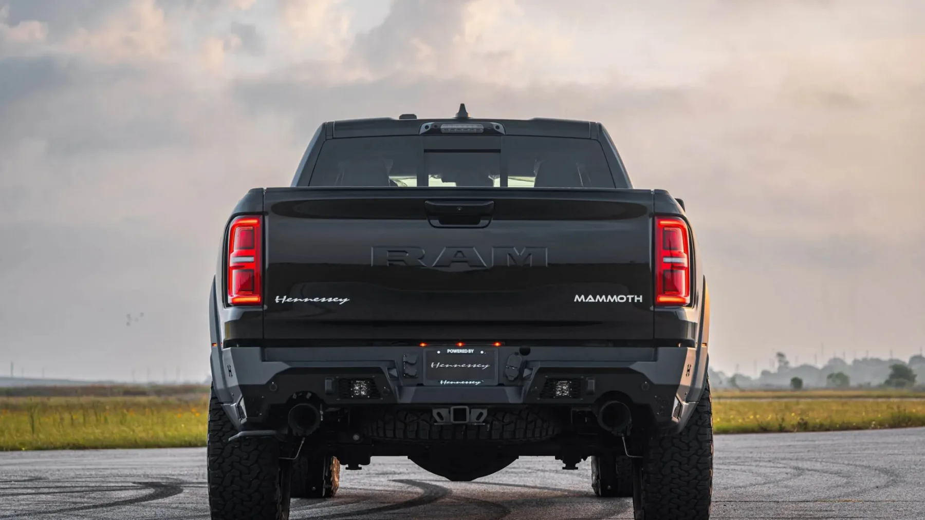 Hennessey Mammoth 700 na RAM 1500 RHO: ko 540 KM ni dovolj – zdaj čez 700 konjev brutalne zabave